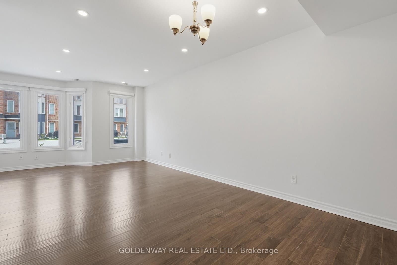 151 Townsgate Drive, Unit 63 thumbnail 30