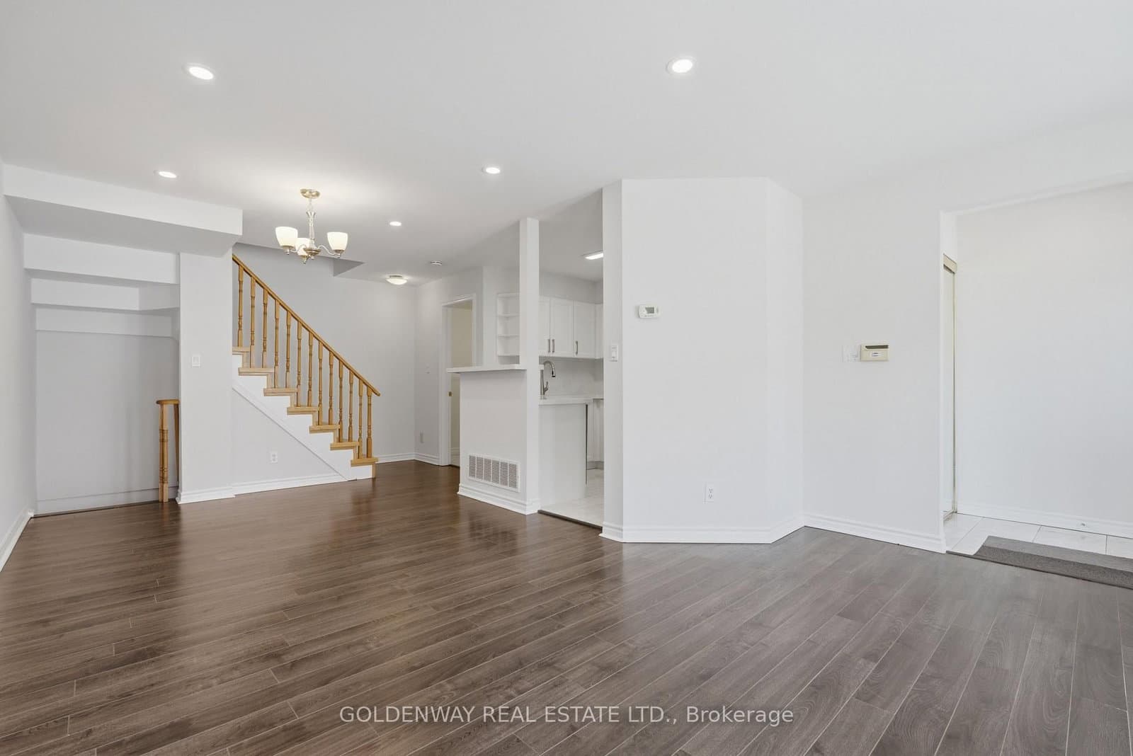 151 Townsgate Drive, Unit 63 thumbnail 32