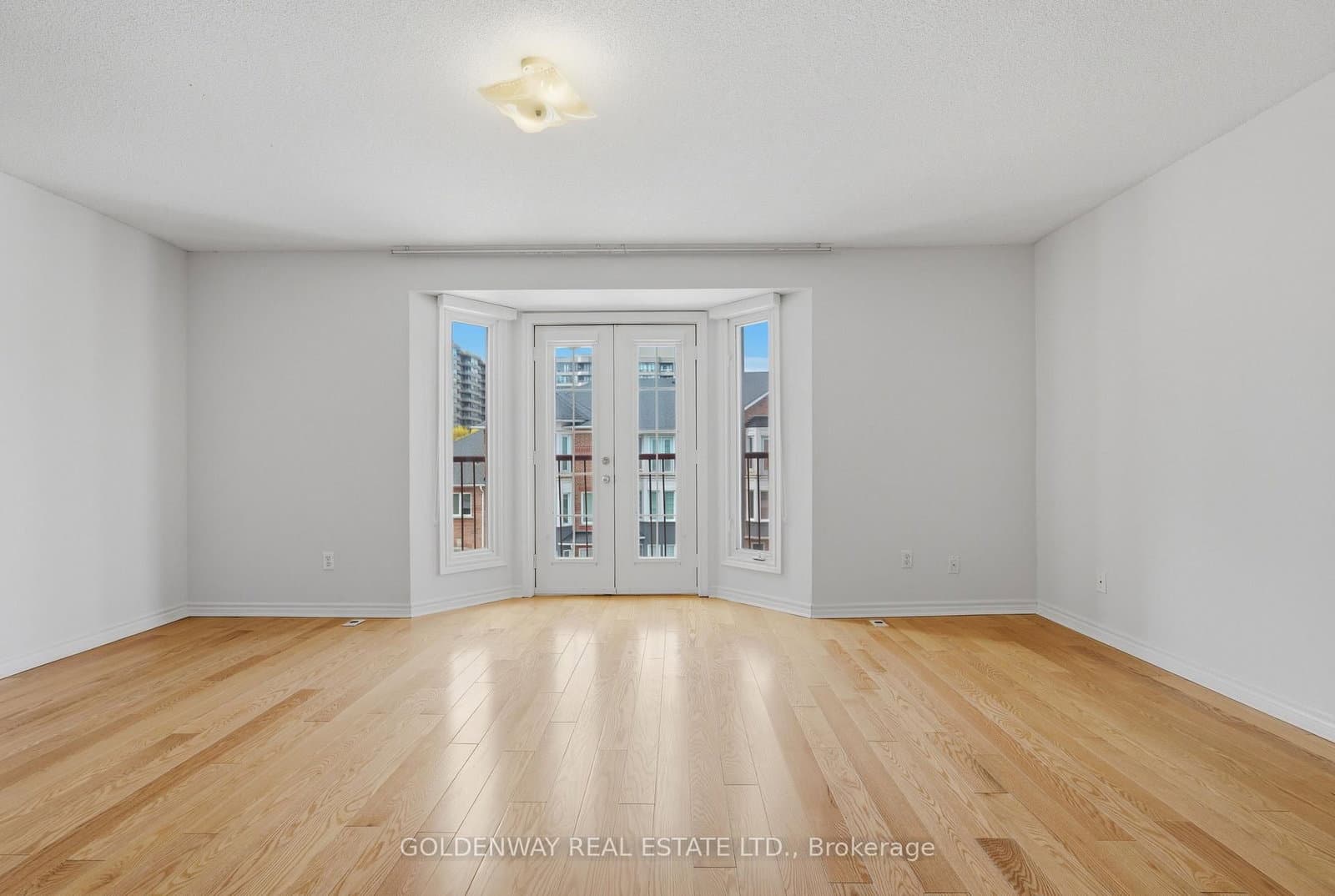151 Townsgate Drive, Unit 63 thumbnail 7