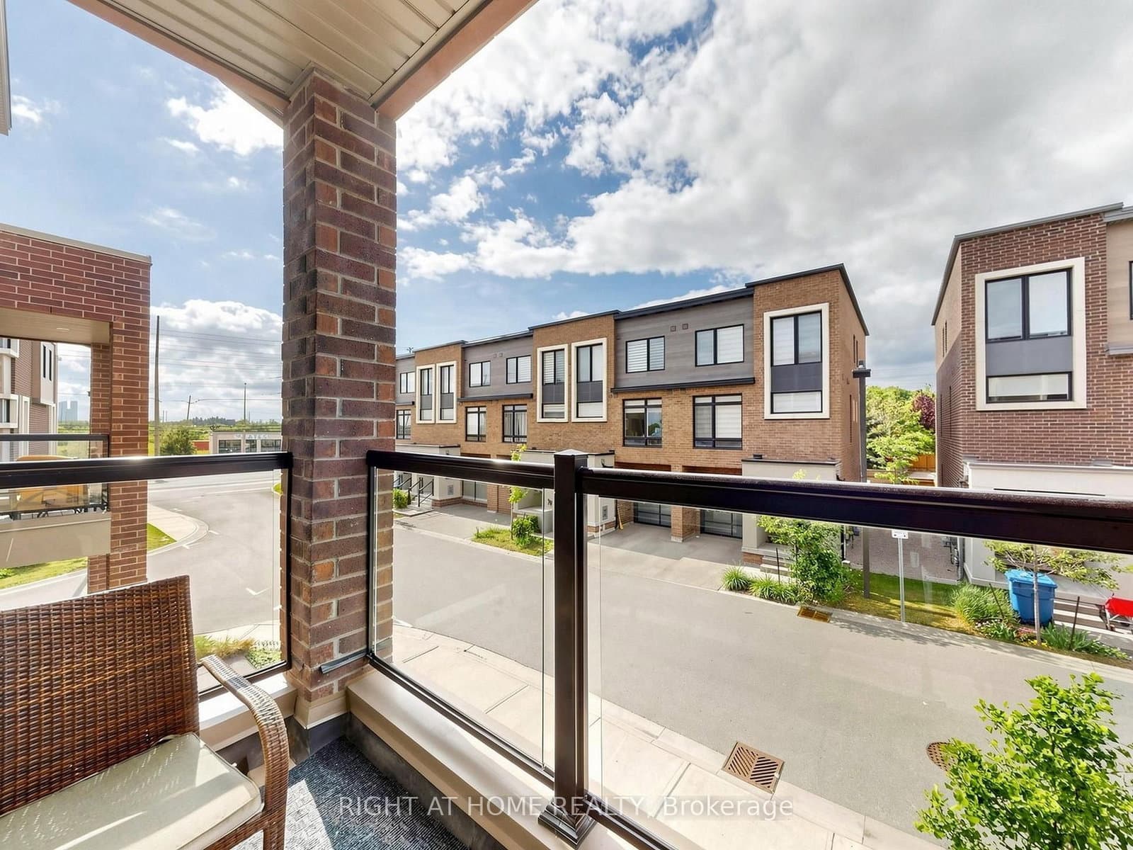 23 Moneypenny Place thumbnail 18