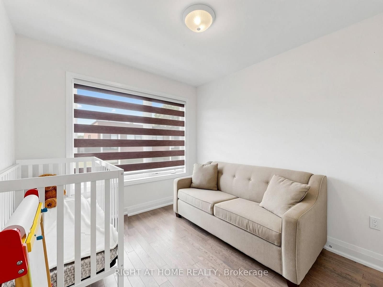 23 Moneypenny Place thumbnail 29
