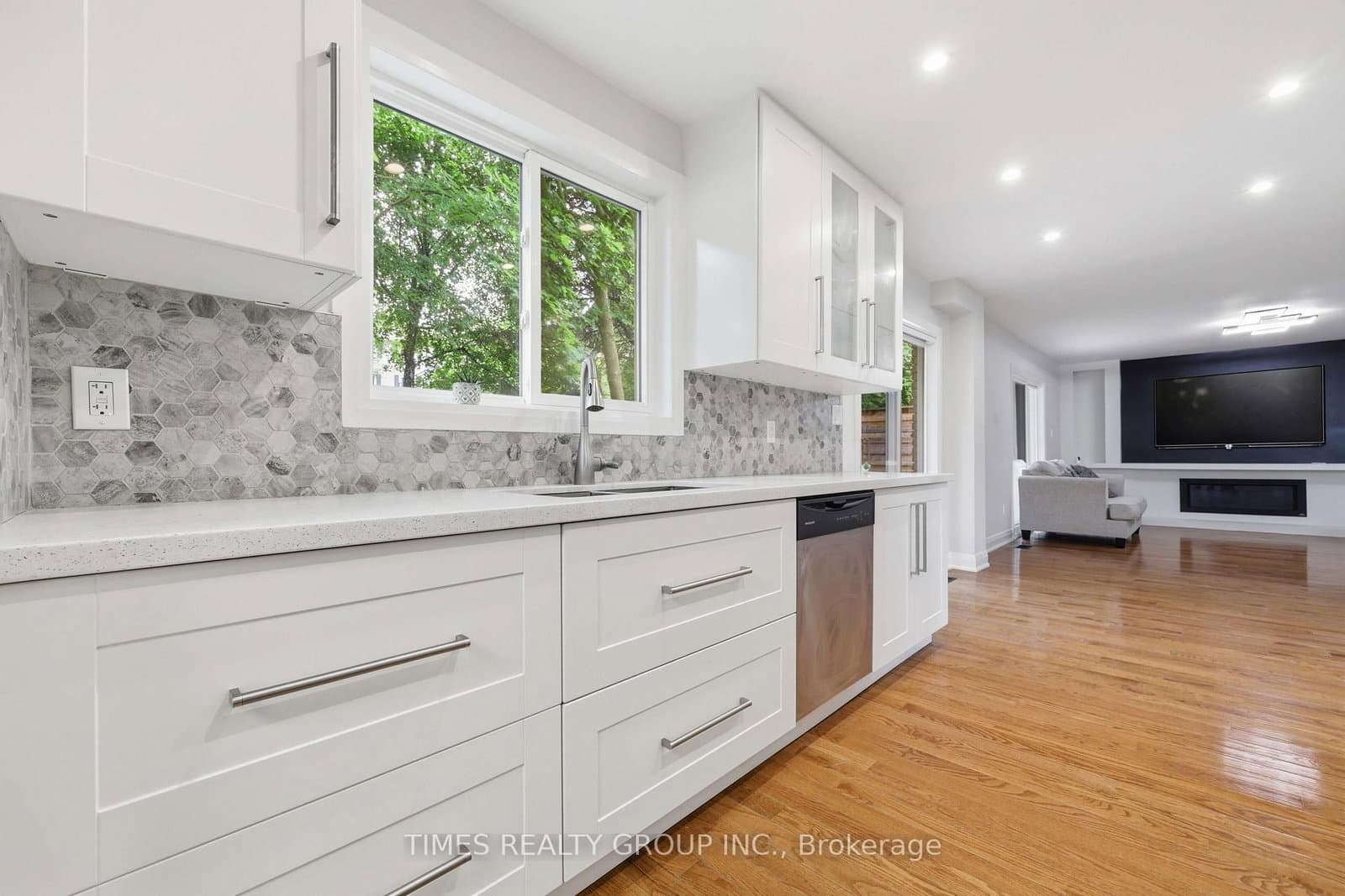 75 Beswick Drive thumbnail 8