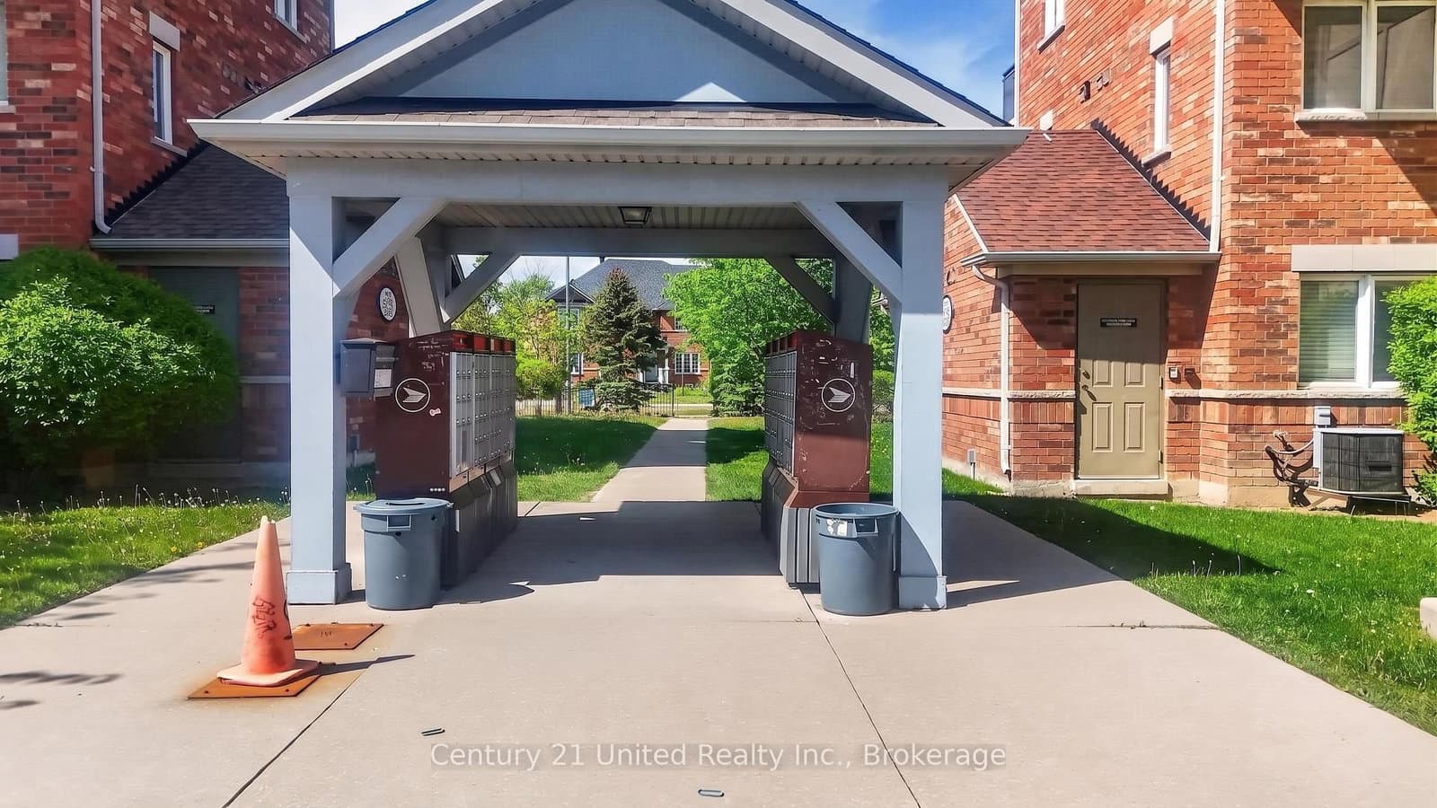 2285 Bur Oak Avenue, Unit 30 thumbnail 49