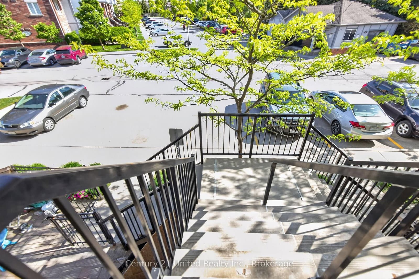 2285 Bur Oak Avenue, Unit 30 thumbnail 5