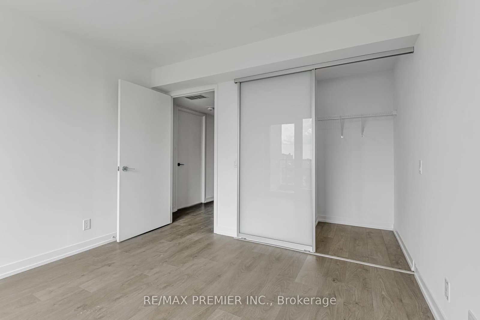 7 Buttermill Avenue, Unit TH17 thumbnail 13