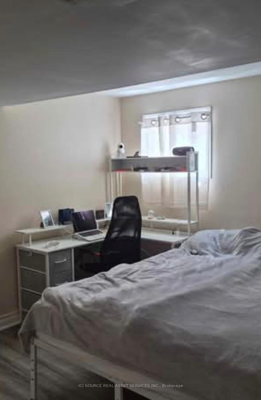 41 Cherry Bush Road, Unit Basement Apartment thumbnail 5