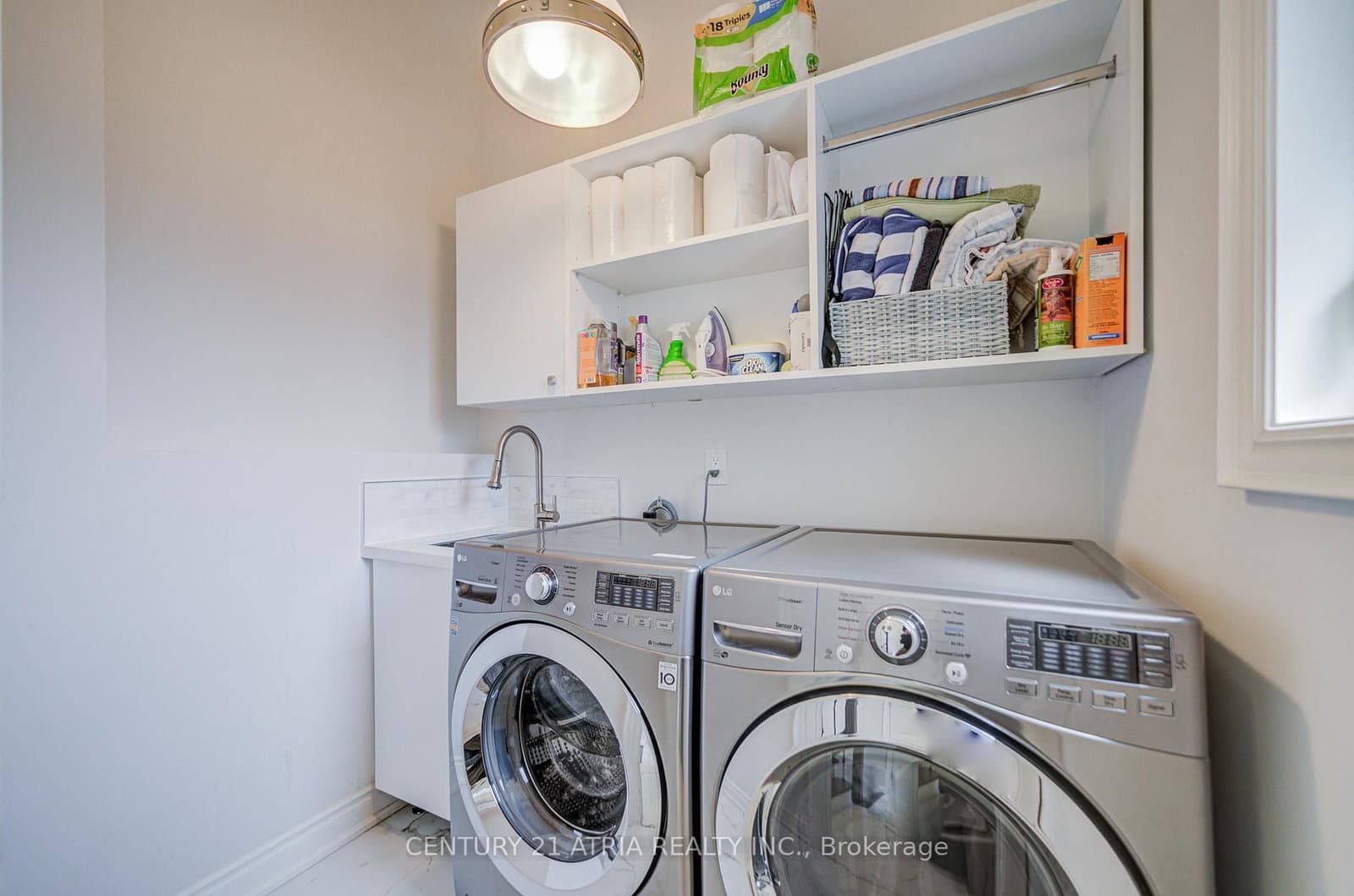 399 Tareyton Road thumbnail 16