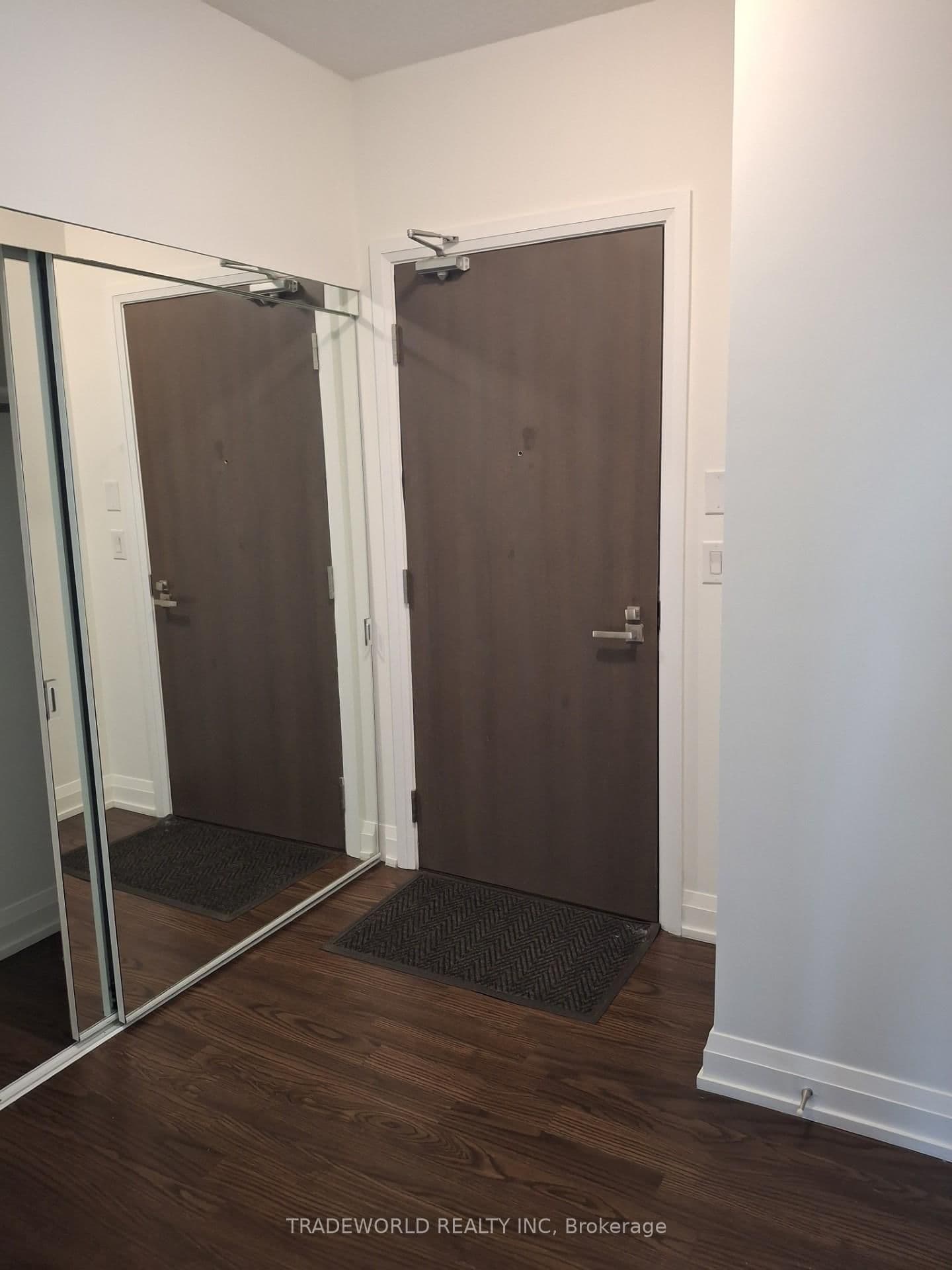 7171 Yonge Street, Unit #901 thumbnail 4