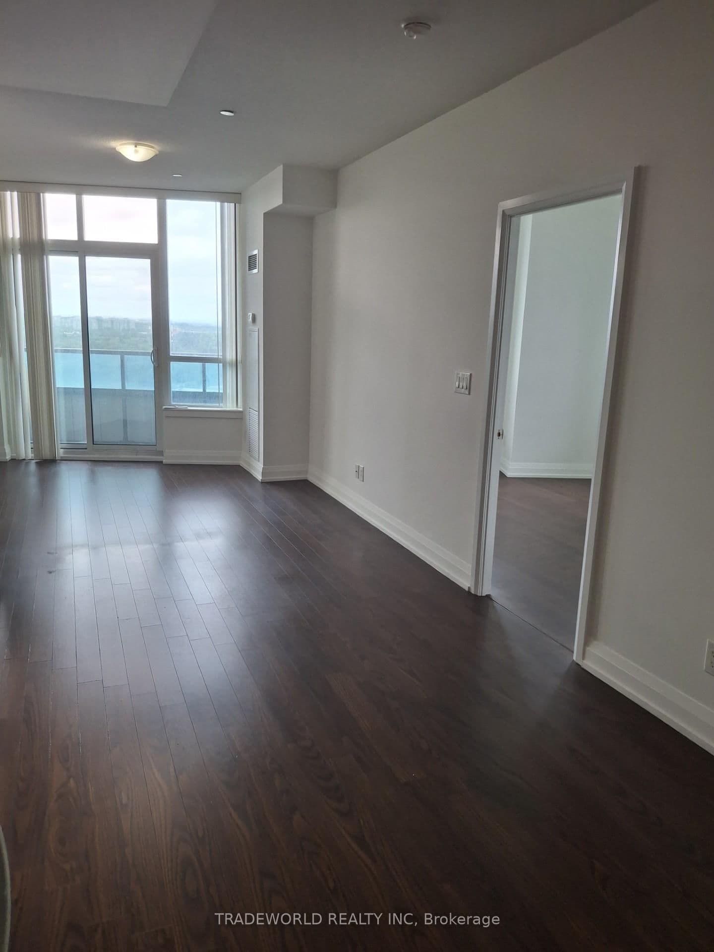 7171 Yonge Street, Unit #901 thumbnail 9
