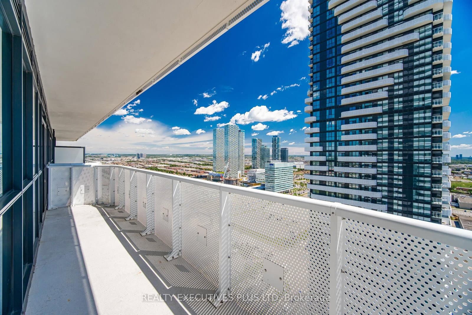 225 Commerce Street, Unit 3202 thumbnail 21