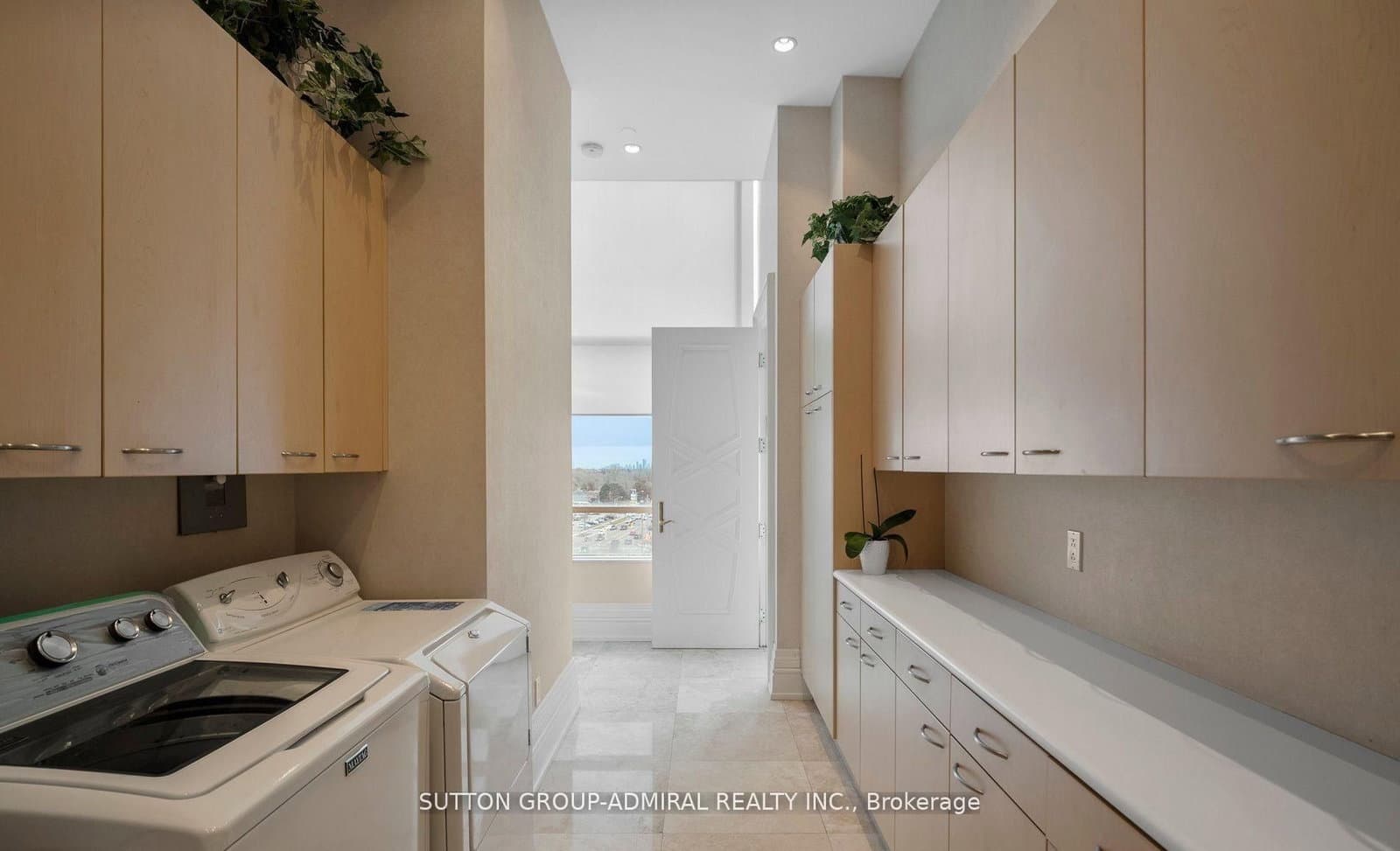 1 Cordoba Drive, Unit Uph thumbnail 12
