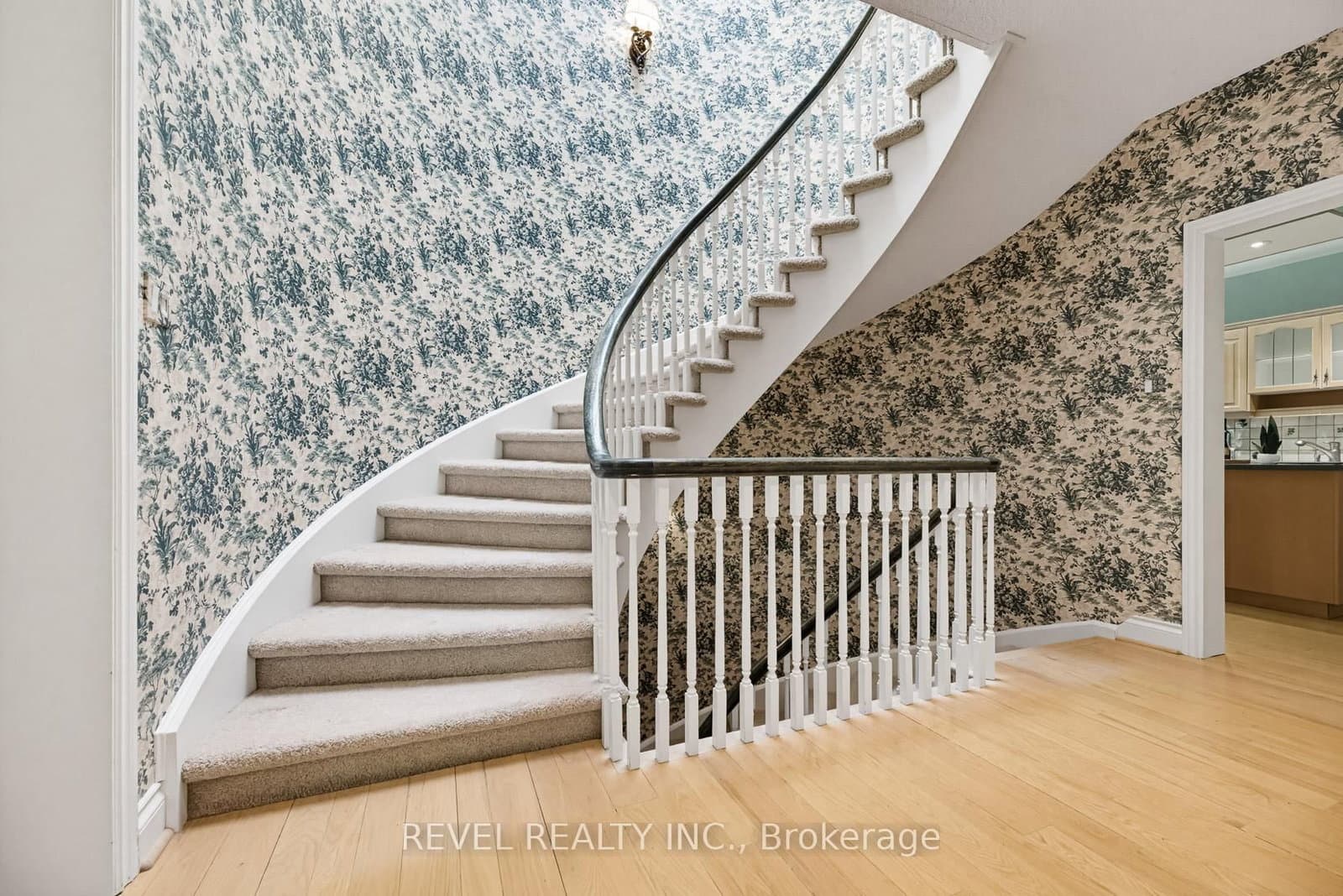 540 Quail Ridge Drive, Unit 27 thumbnail 6