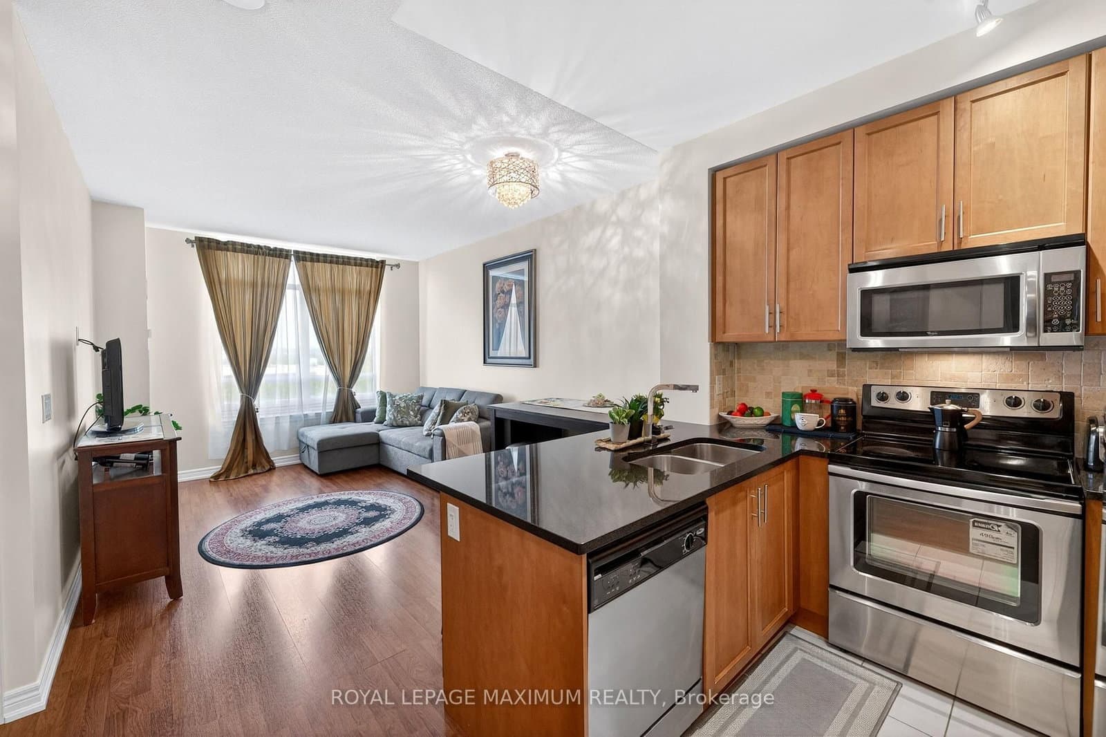 9245 Jane Street, Unit 914 thumbnail 11