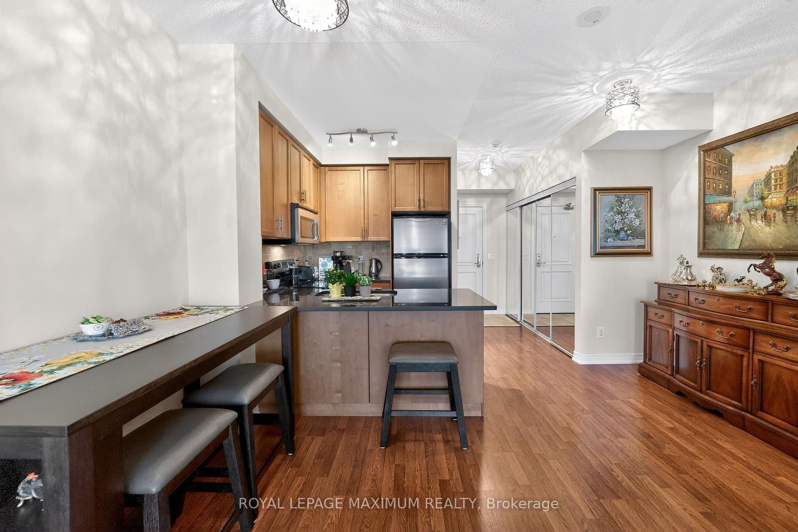 9245 Jane Street, Unit 914 thumbnail 17