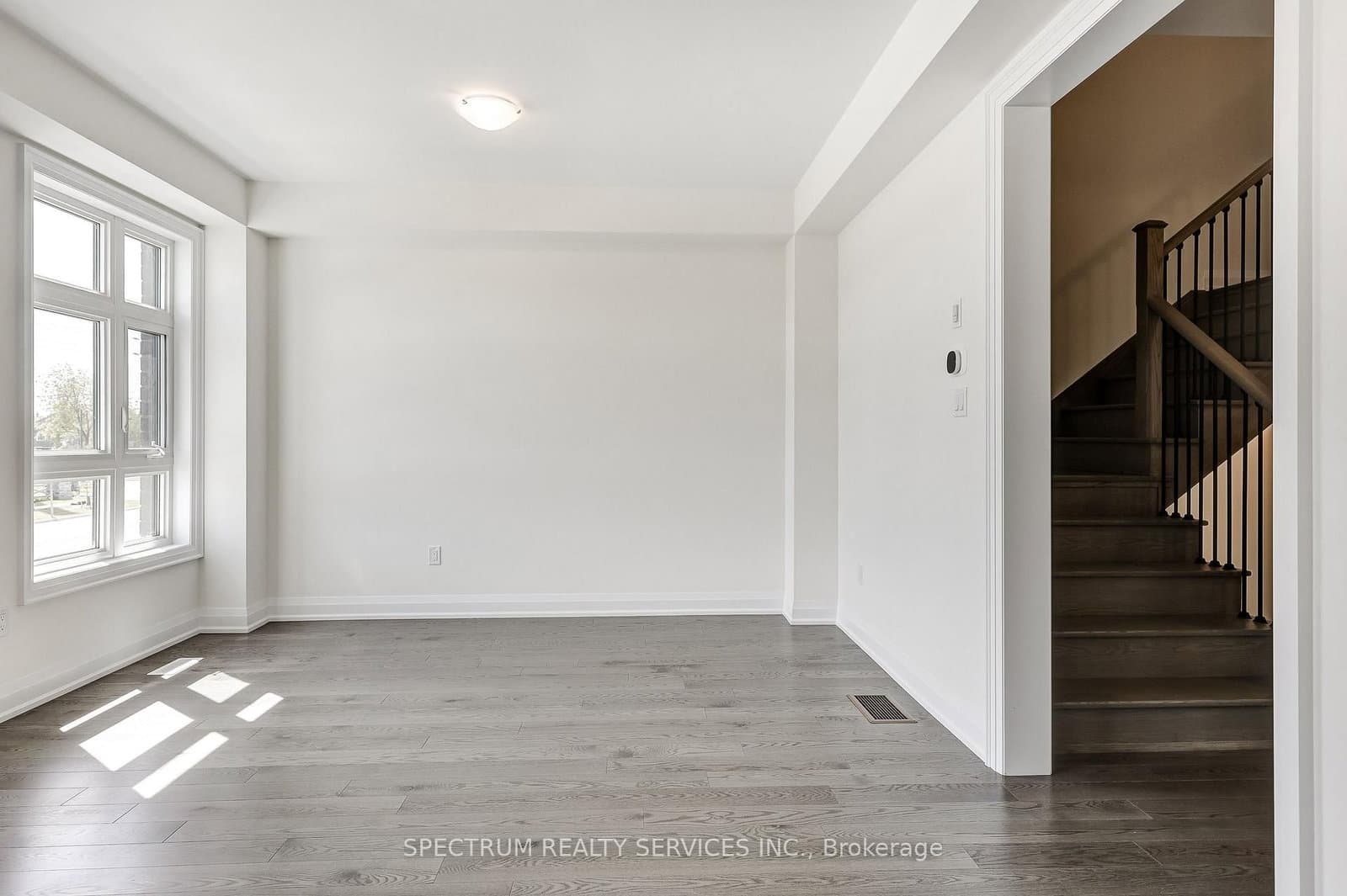 72 Adario Crescent thumbnail 18