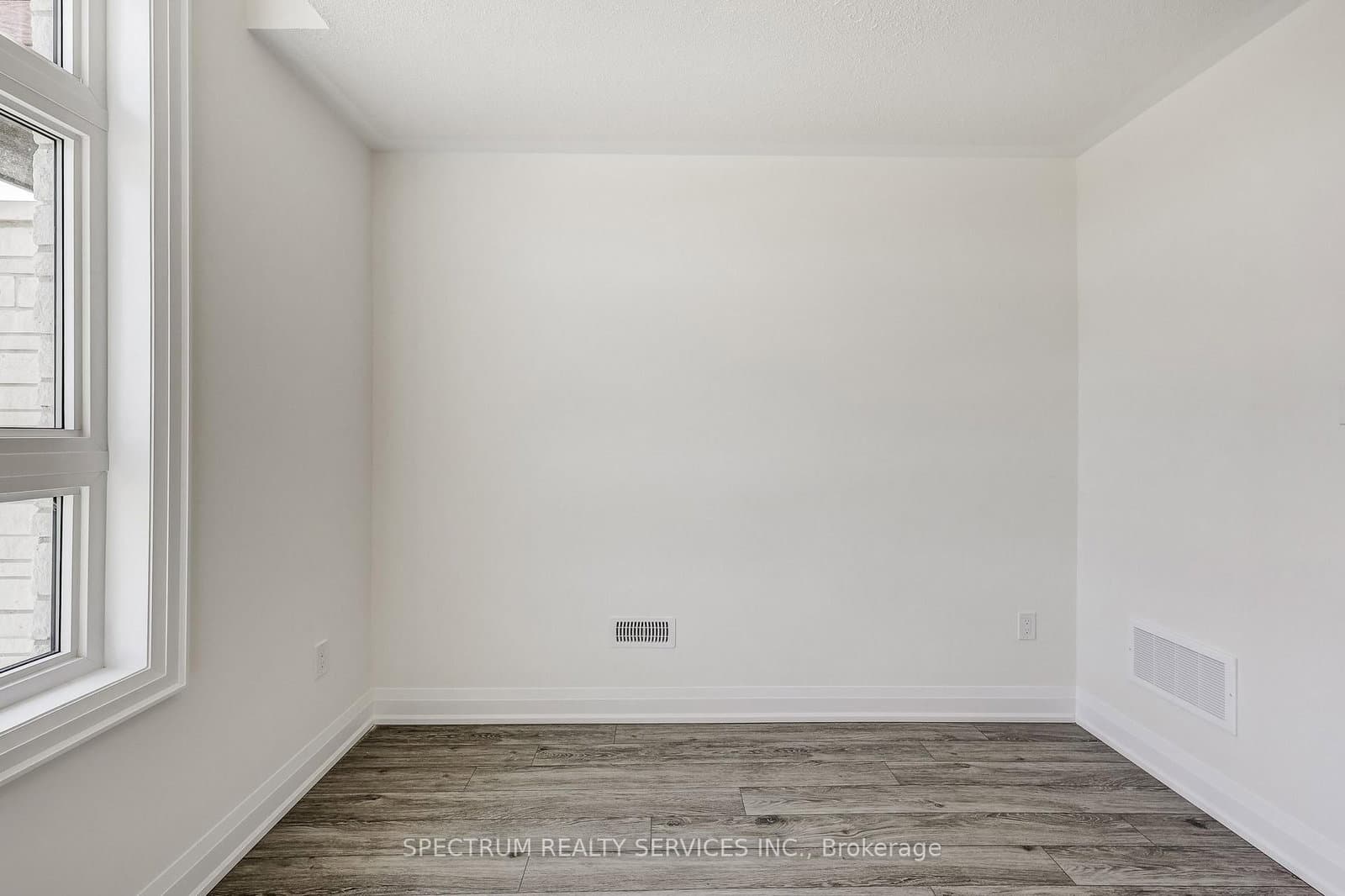 72 Adario Crescent thumbnail 43