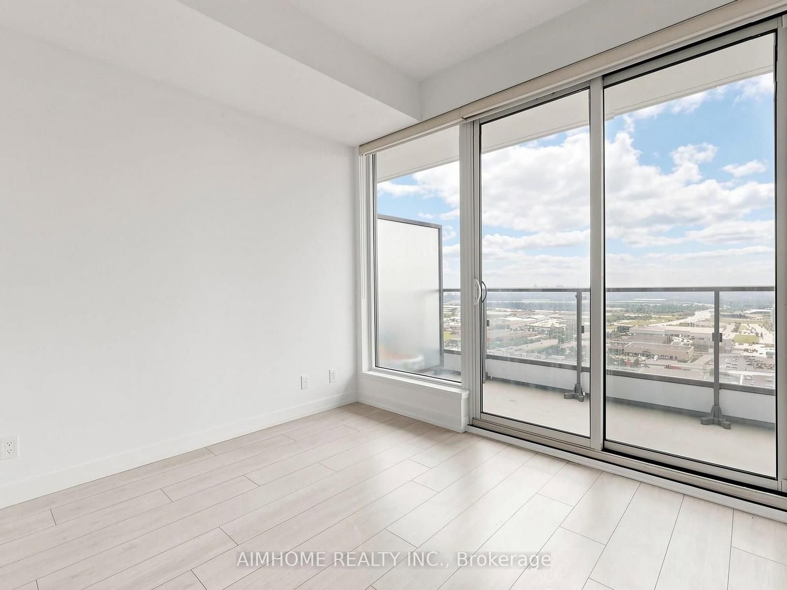 898 Portage Pkwy Parkway, Unit 3207 thumbnail 13