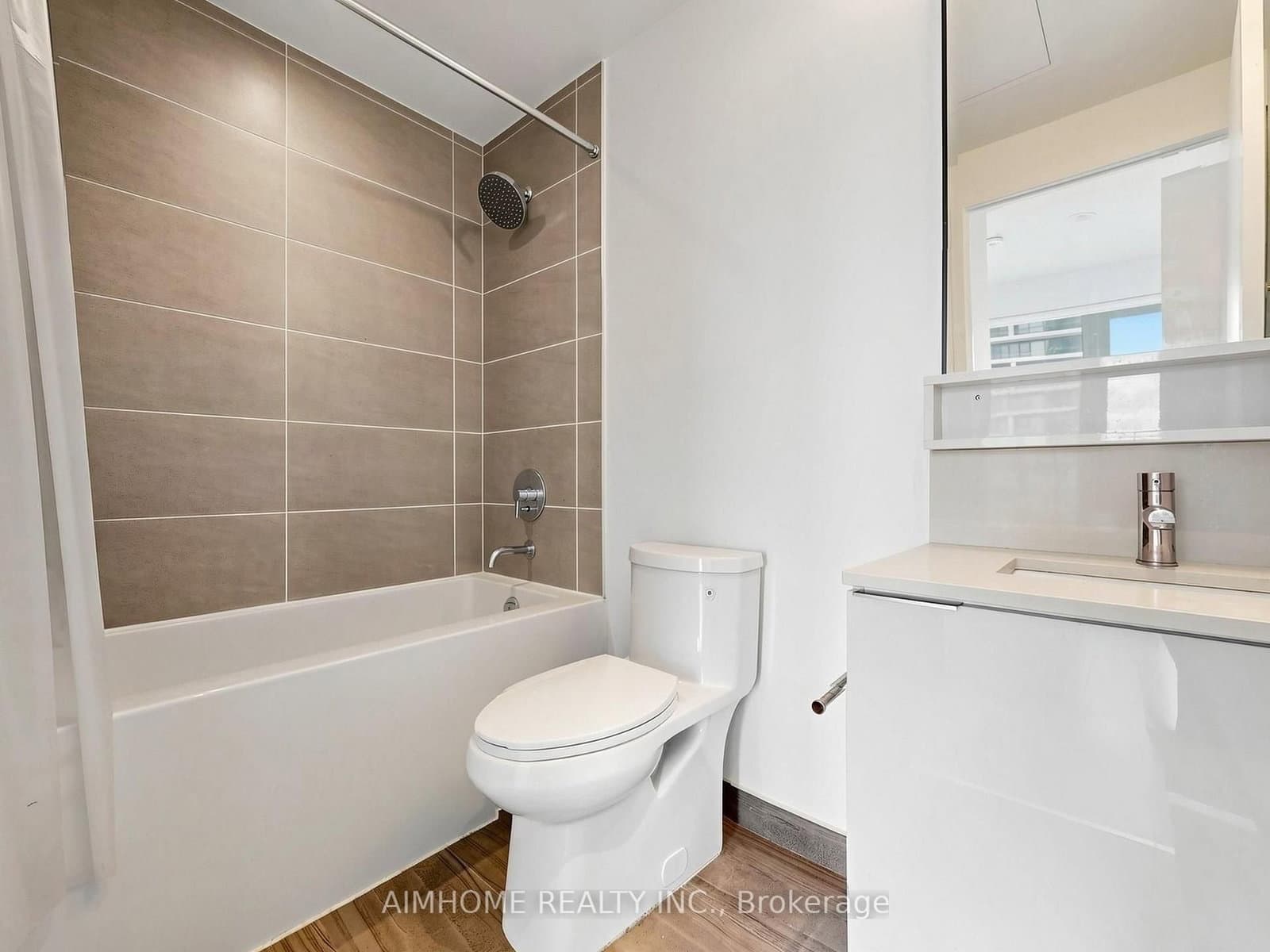 898 Portage Pkwy Parkway, Unit 3207 thumbnail 16