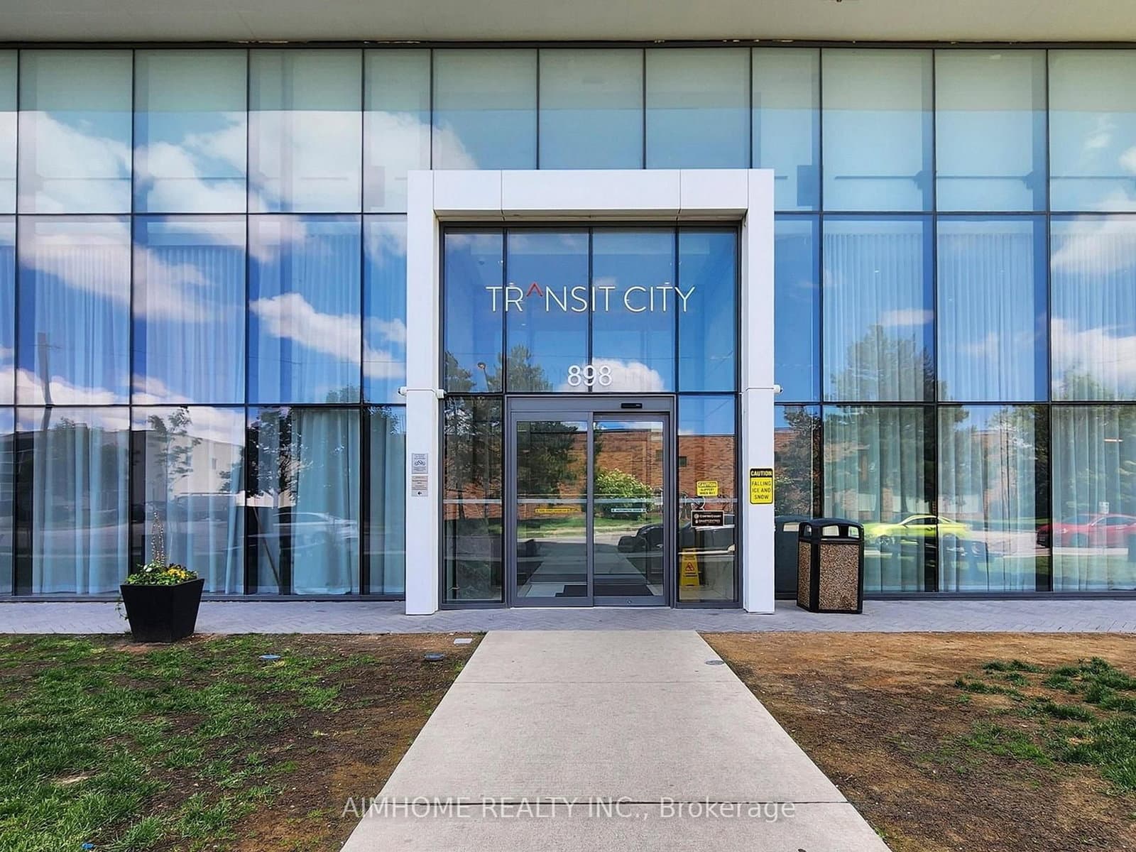 898 Portage Pkwy Parkway, Unit 3207 thumbnail 2