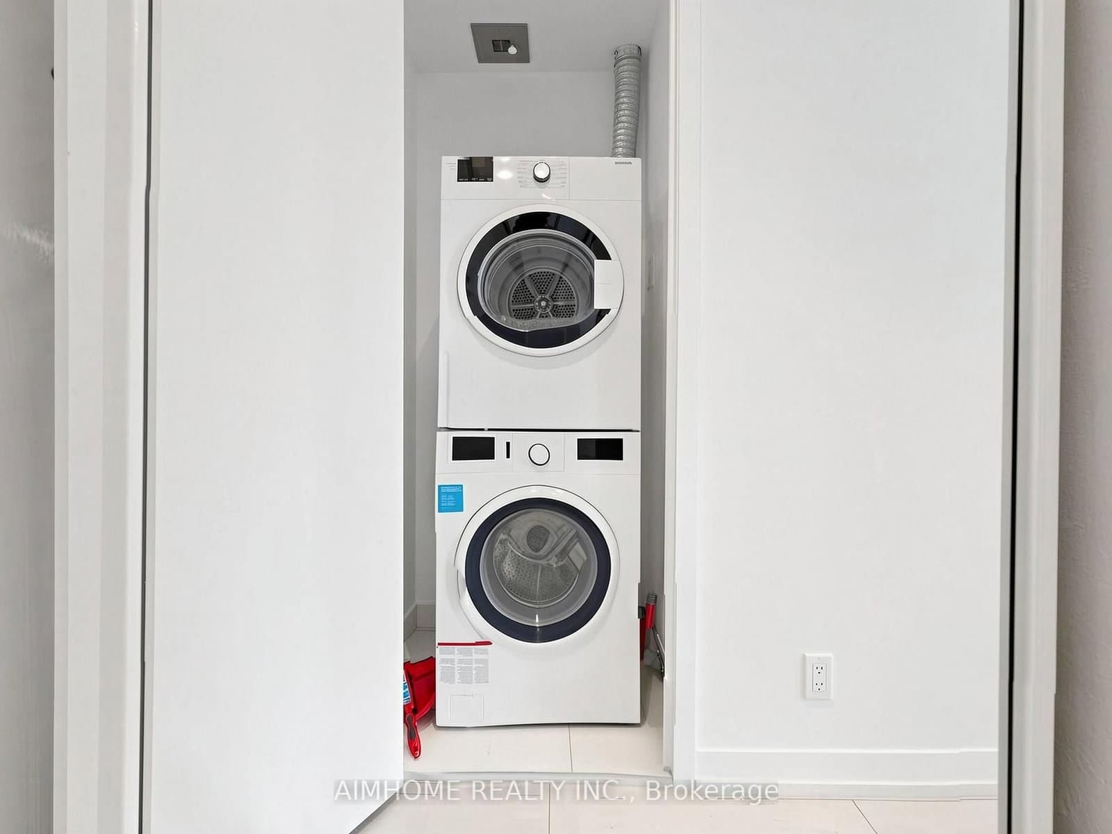 898 Portage Pkwy Parkway, Unit 3207 thumbnail 21