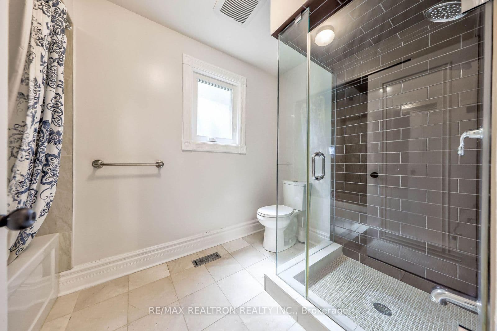 92 Proctor Avenue thumbnail 33
