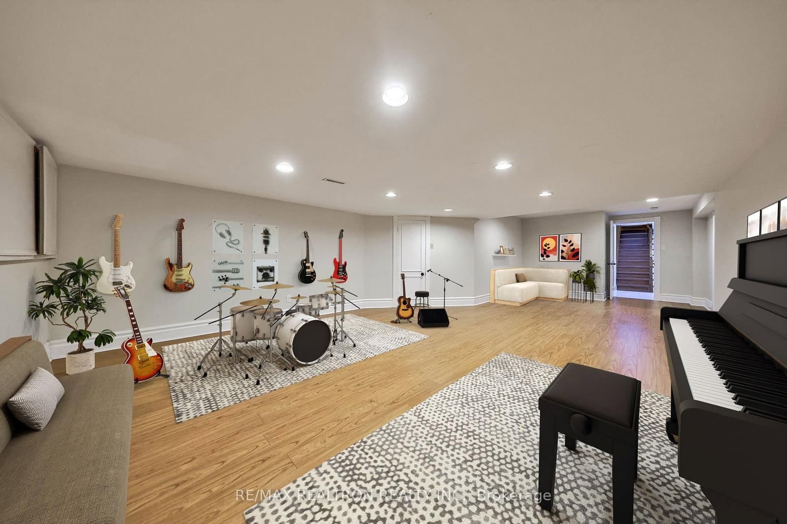 92 Proctor Avenue thumbnail 47