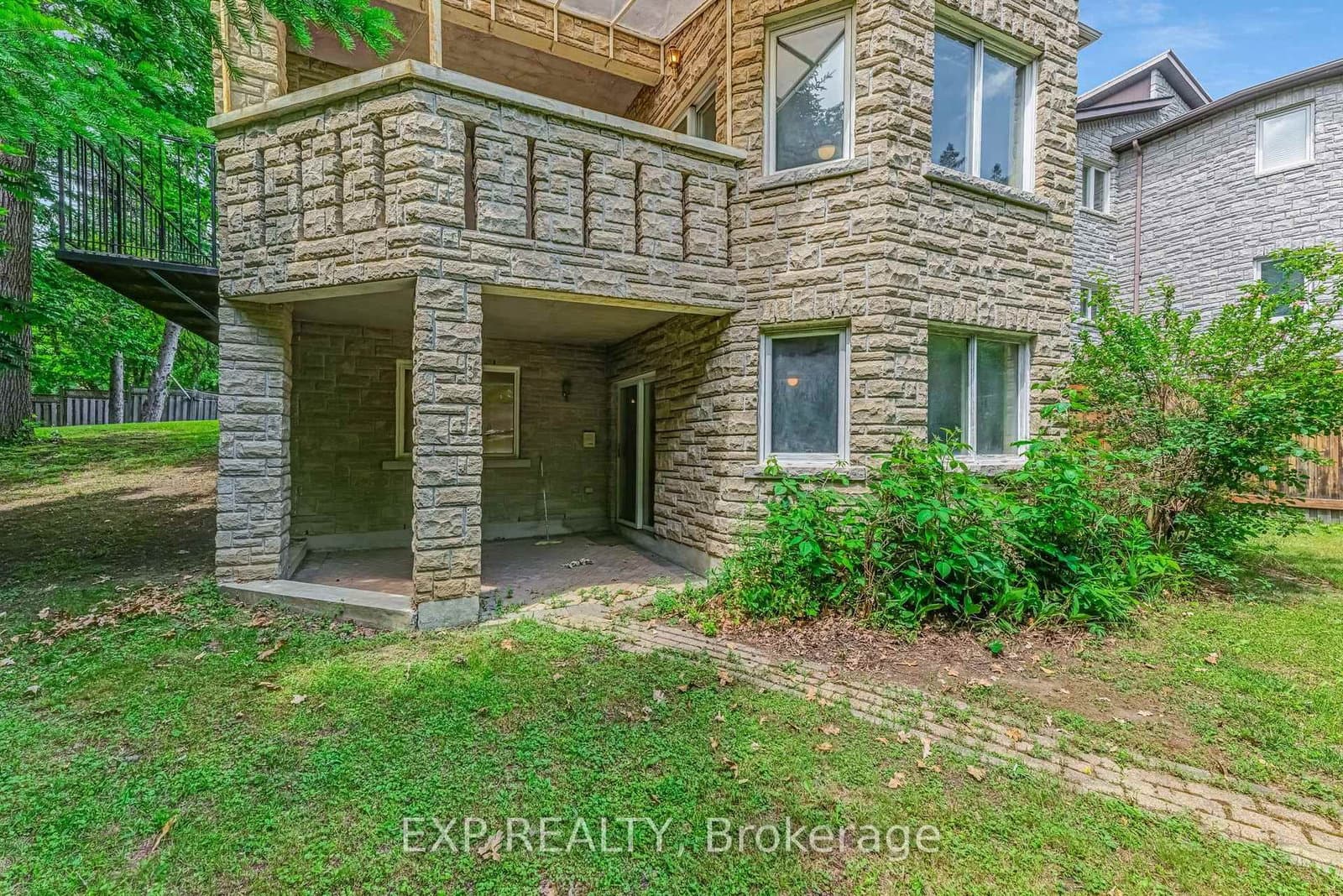 99 Birch Avenue thumbnail 35