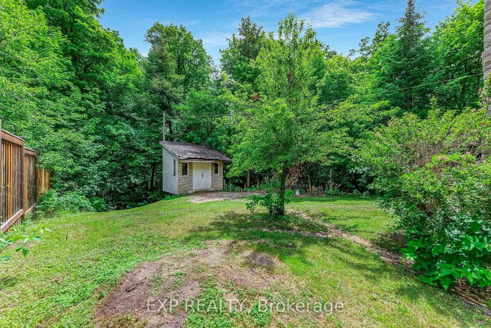 99 Birch Avenue thumbnail 37