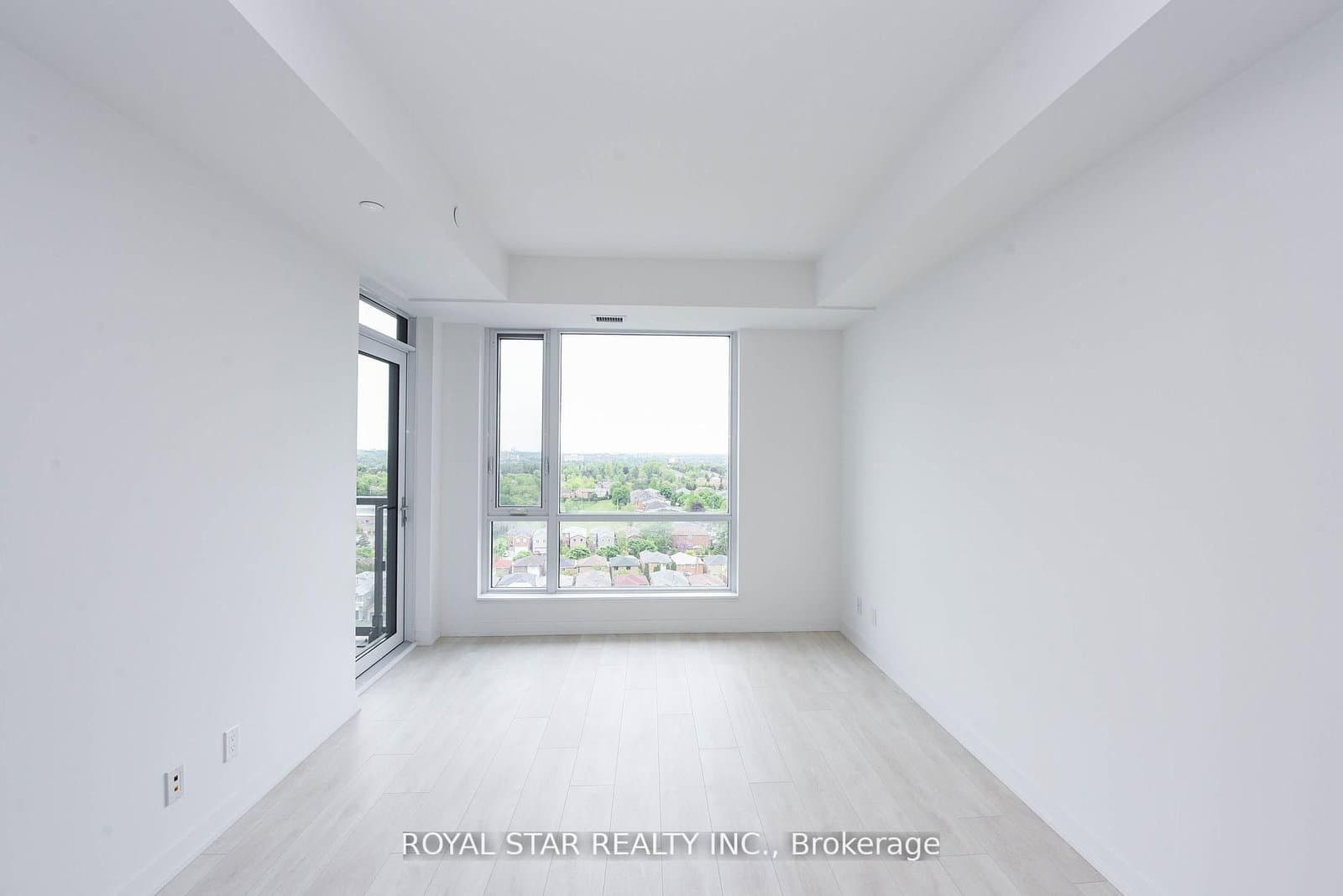 7950 Bathurst Street, Unit 1207 thumbnail 17