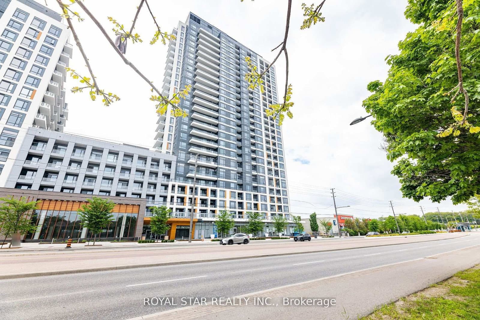 7950 Bathurst Street, Unit 1207 thumbnail 2