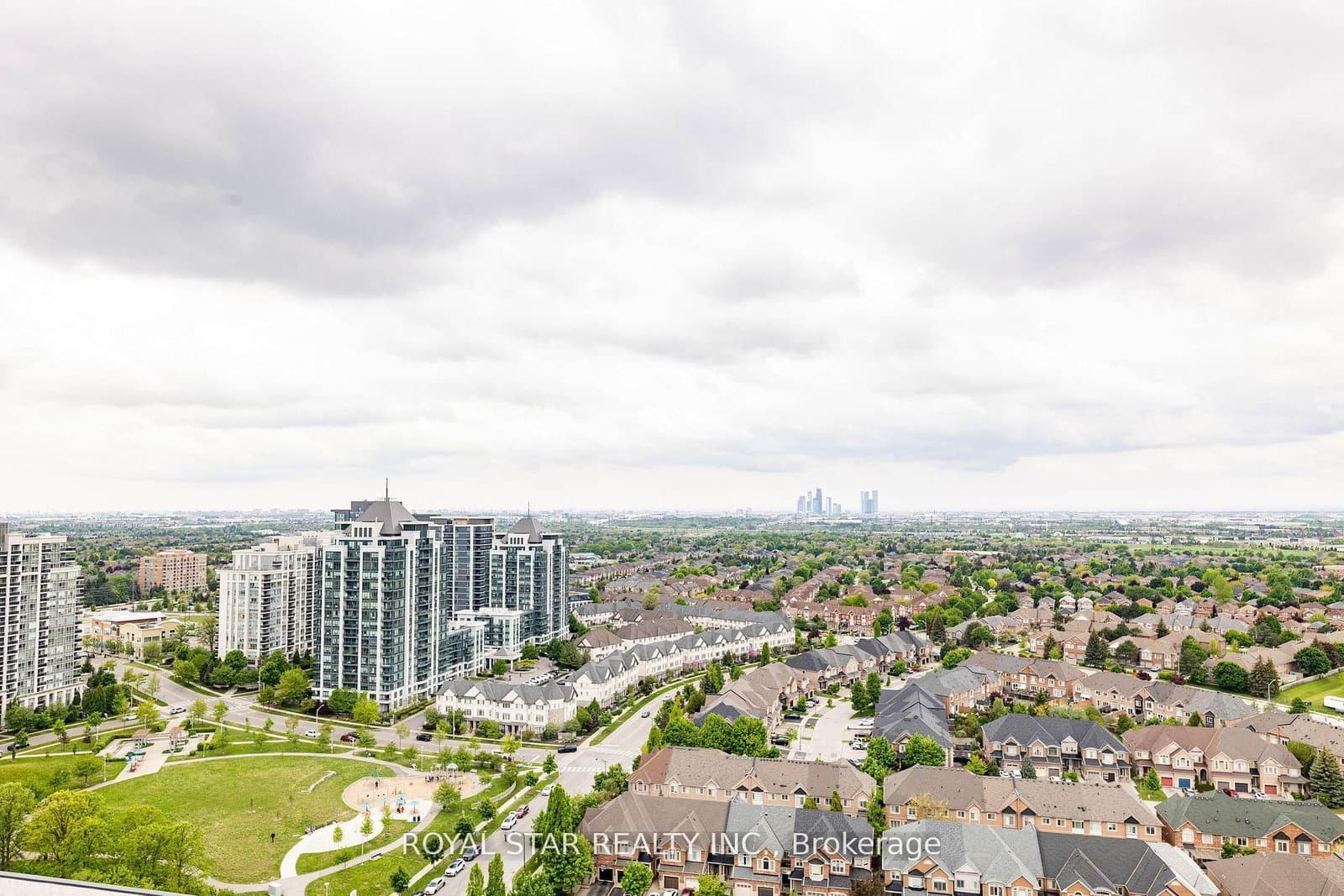 7950 Bathurst Street, Unit 1207 thumbnail 25