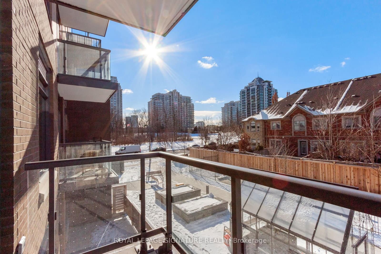 8 Beverley Glen Boulevard, Unit 228 thumbnail 13
