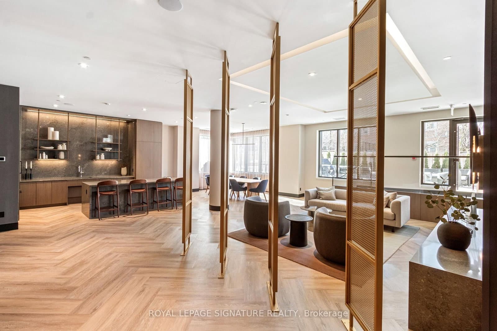 8 Beverley Glen Boulevard, Unit 228 thumbnail 16