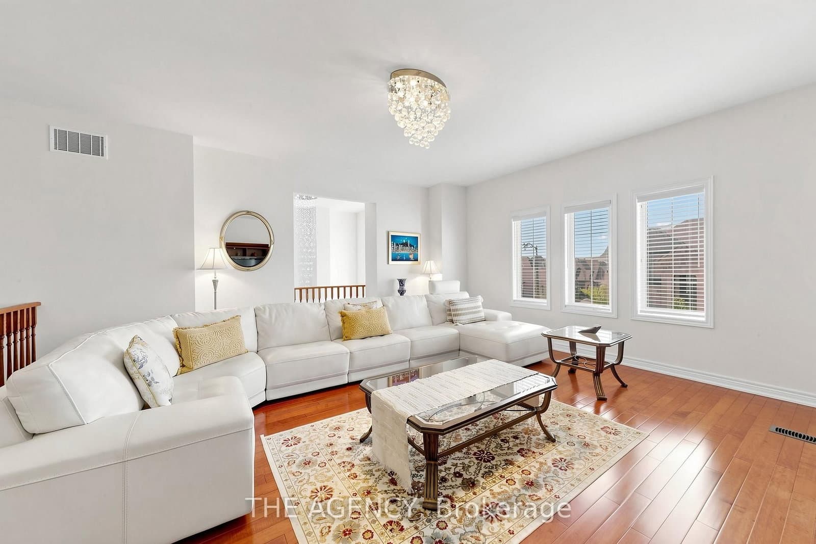 98 Fitzmaurice Drive thumbnail 23