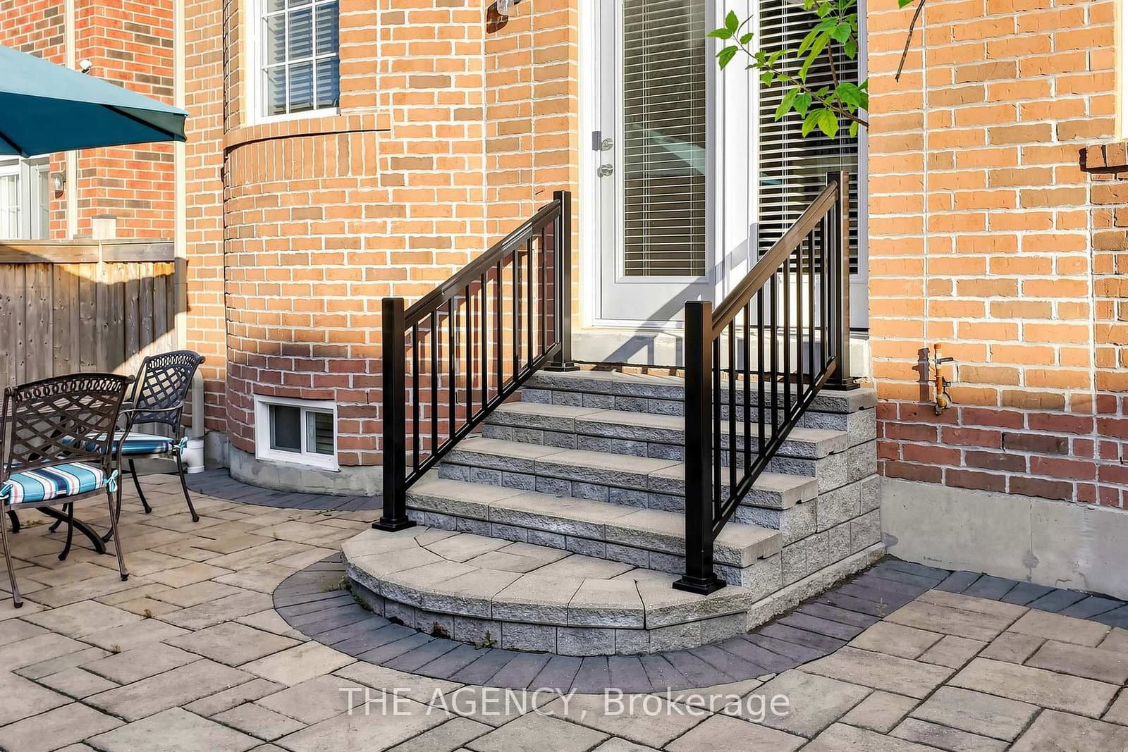 98 Fitzmaurice Drive thumbnail 41