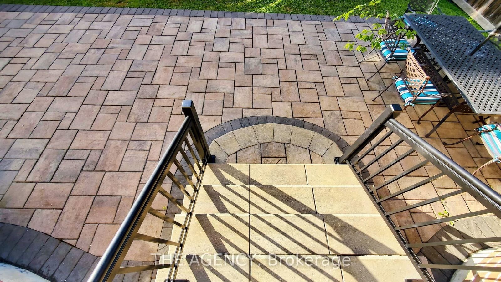 98 Fitzmaurice Drive thumbnail 43