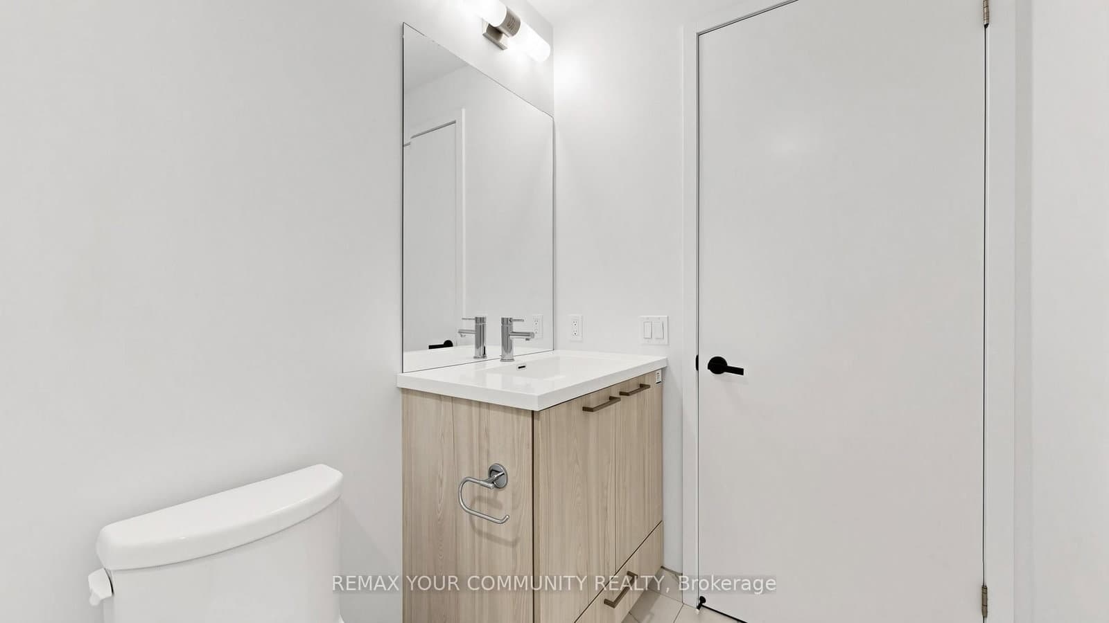 225 Commerce Street, Unit 1702 thumbnail 13