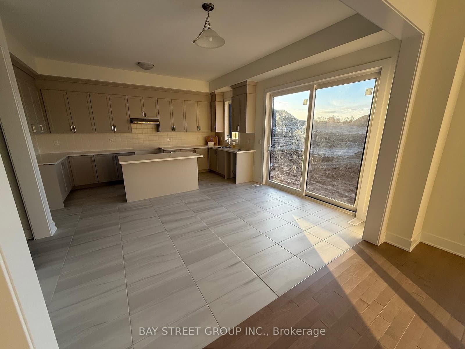 34 Nanhai Avenue thumbnail 9