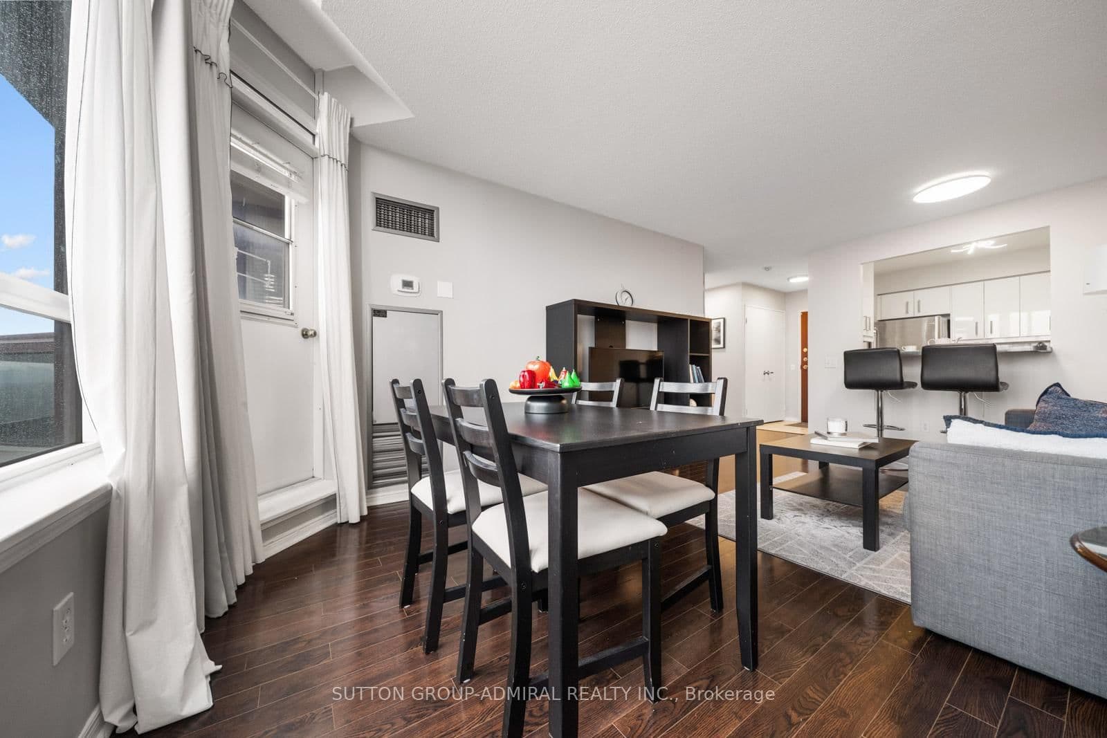 81 Townsgate Drive, Unit 1103 thumbnail 11