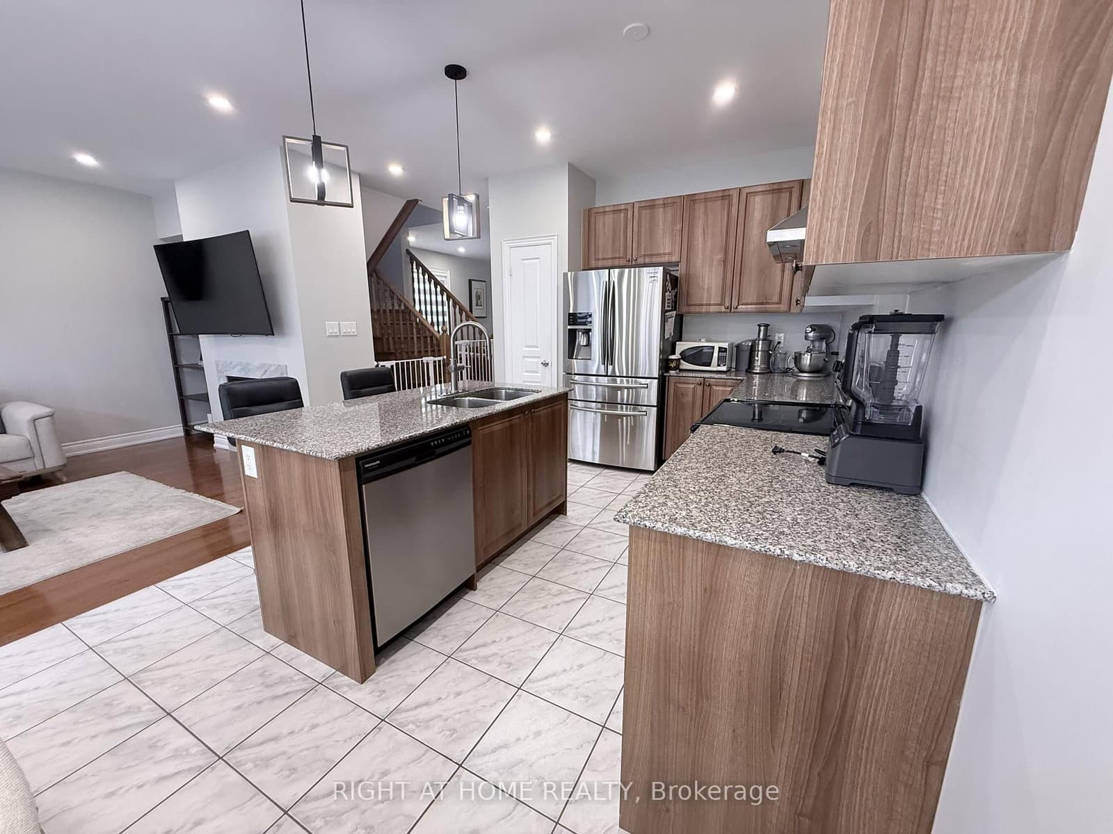 131 KILLINGTON Avenue thumbnail 11