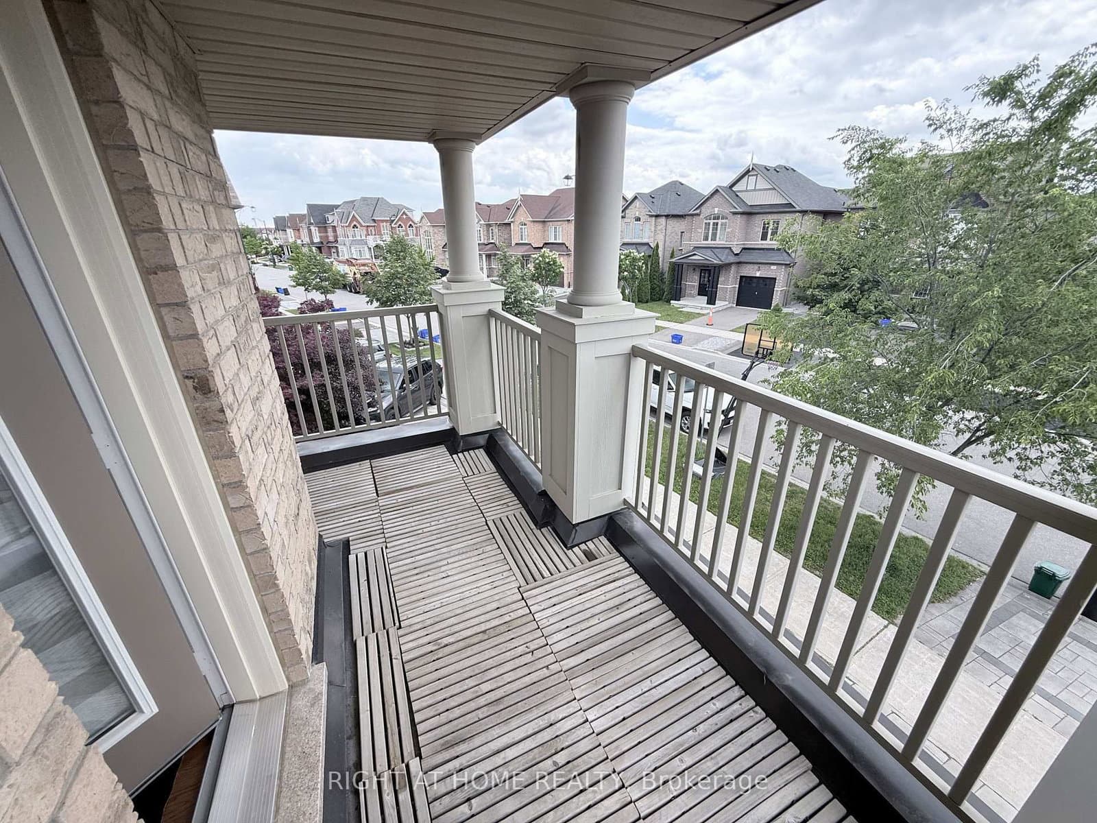 131 KILLINGTON Avenue thumbnail 23