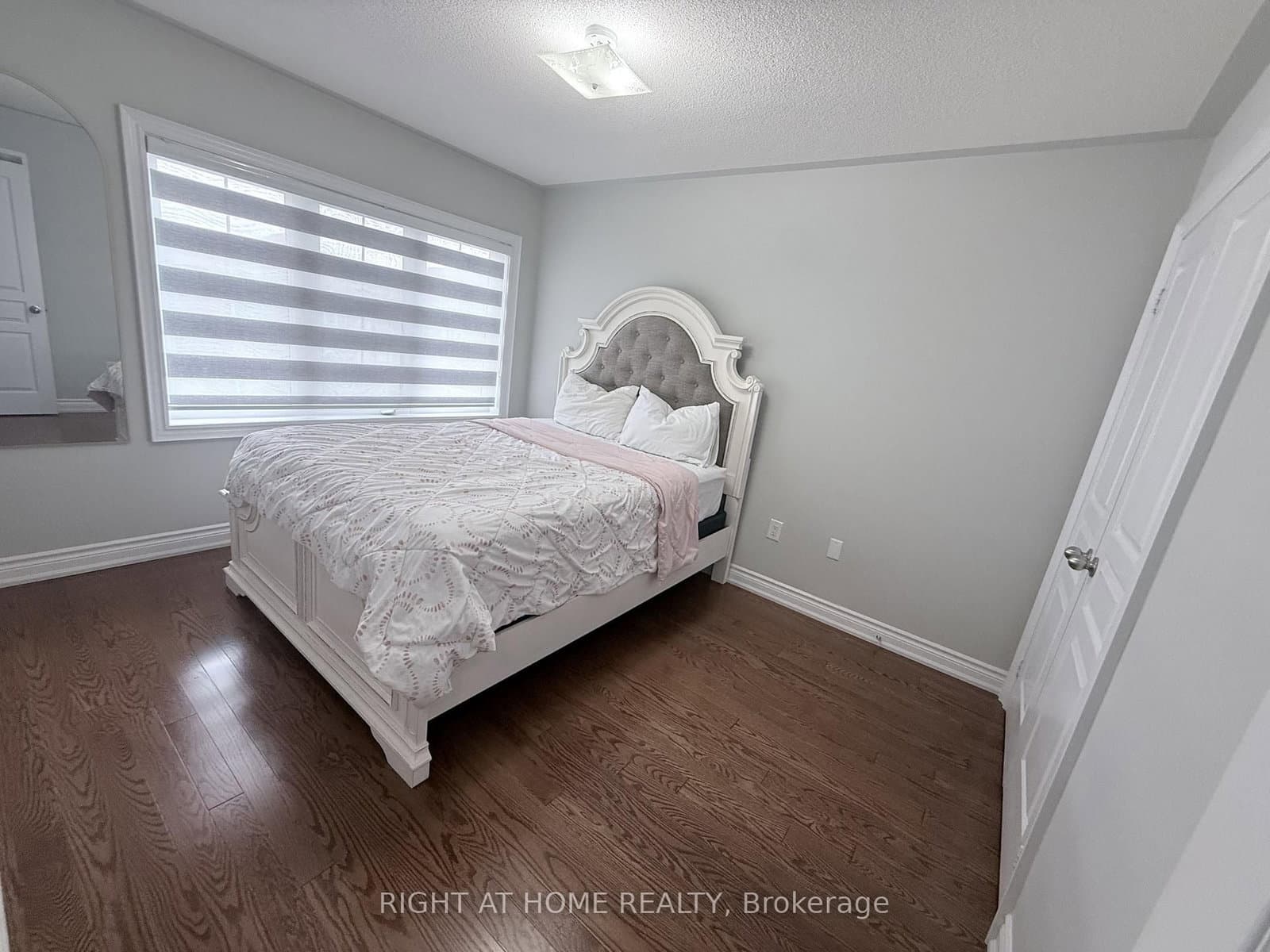 131 KILLINGTON Avenue thumbnail 25