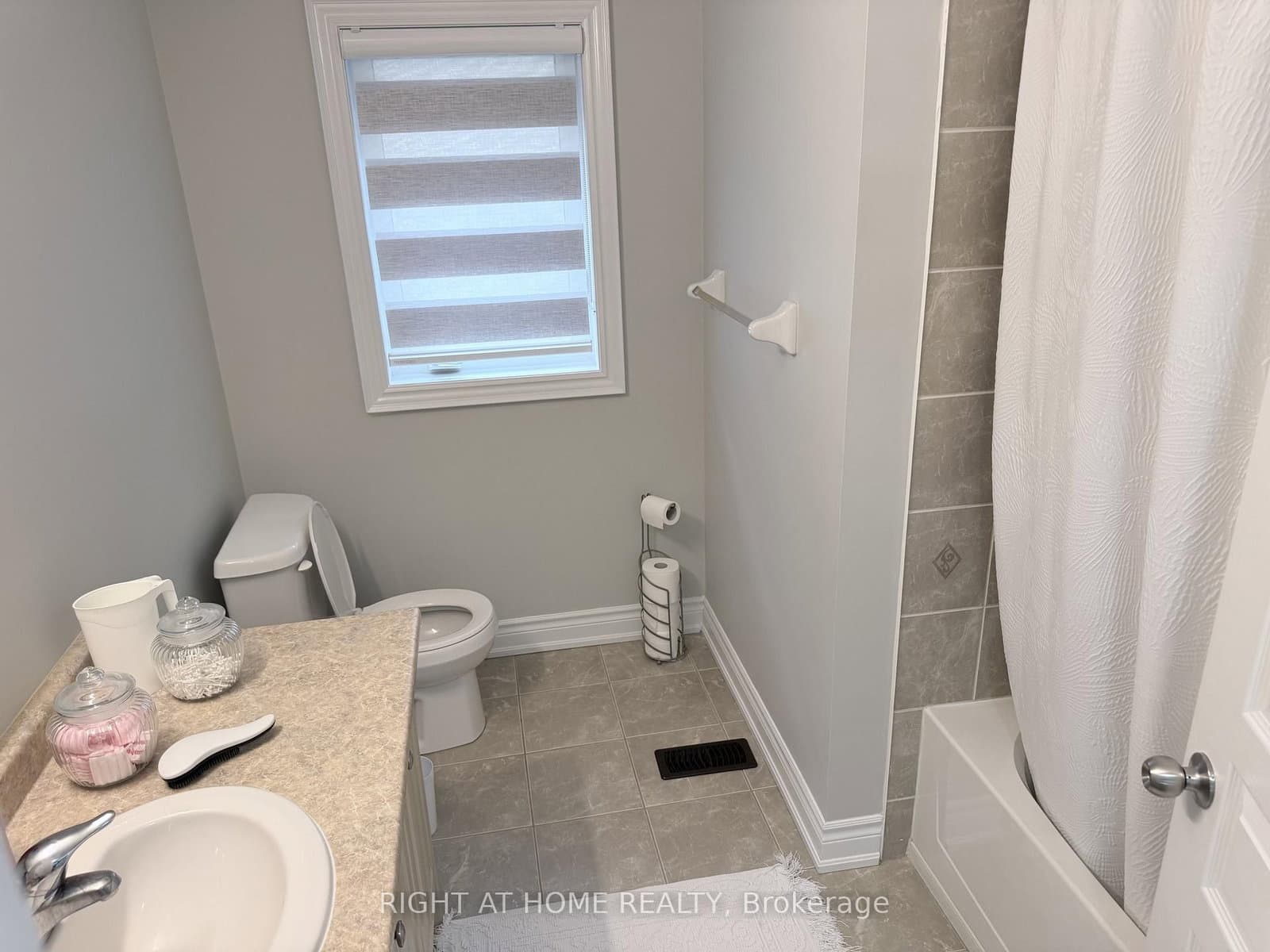 131 KILLINGTON Avenue thumbnail 27