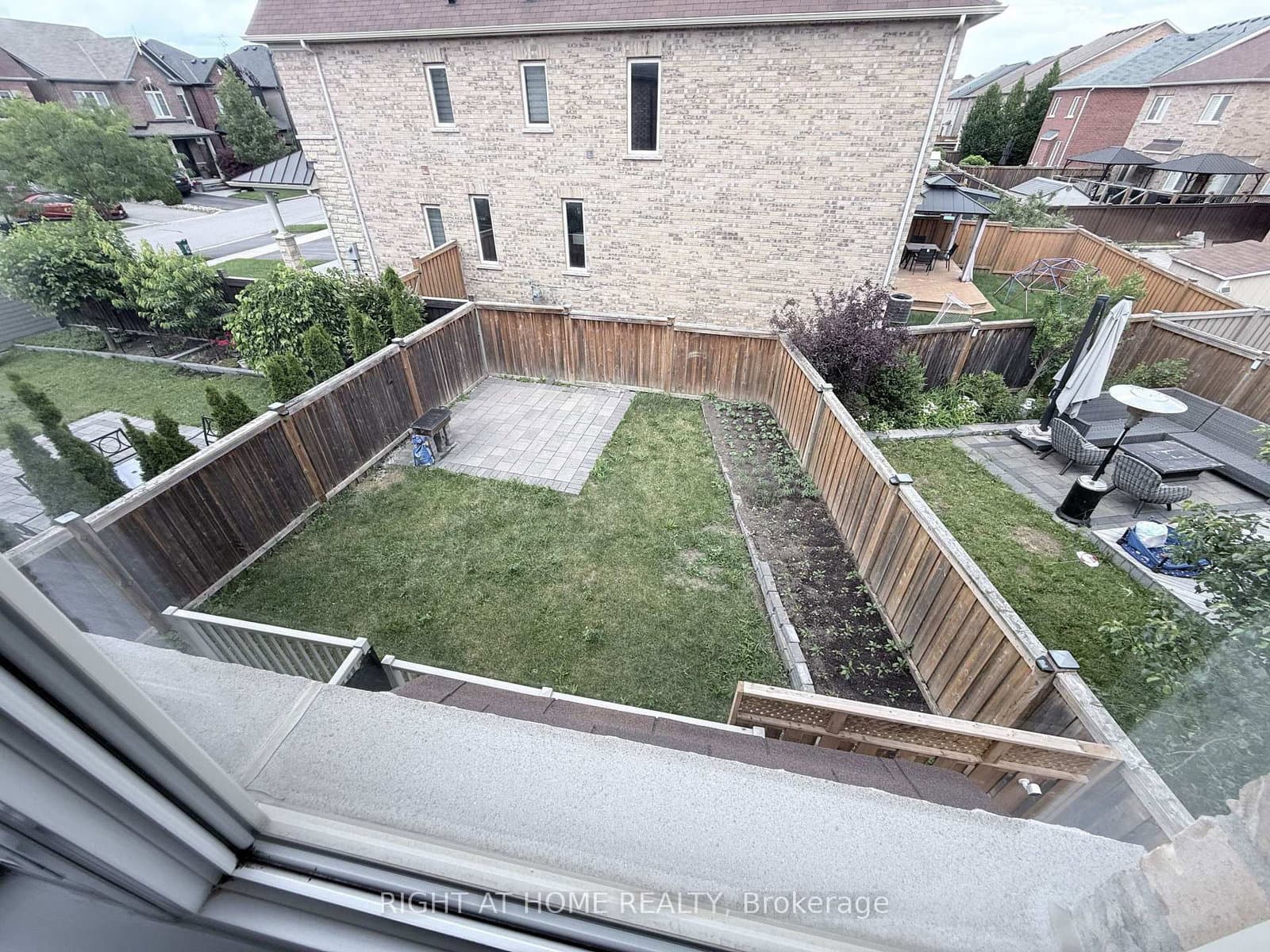 131 KILLINGTON Avenue thumbnail 30