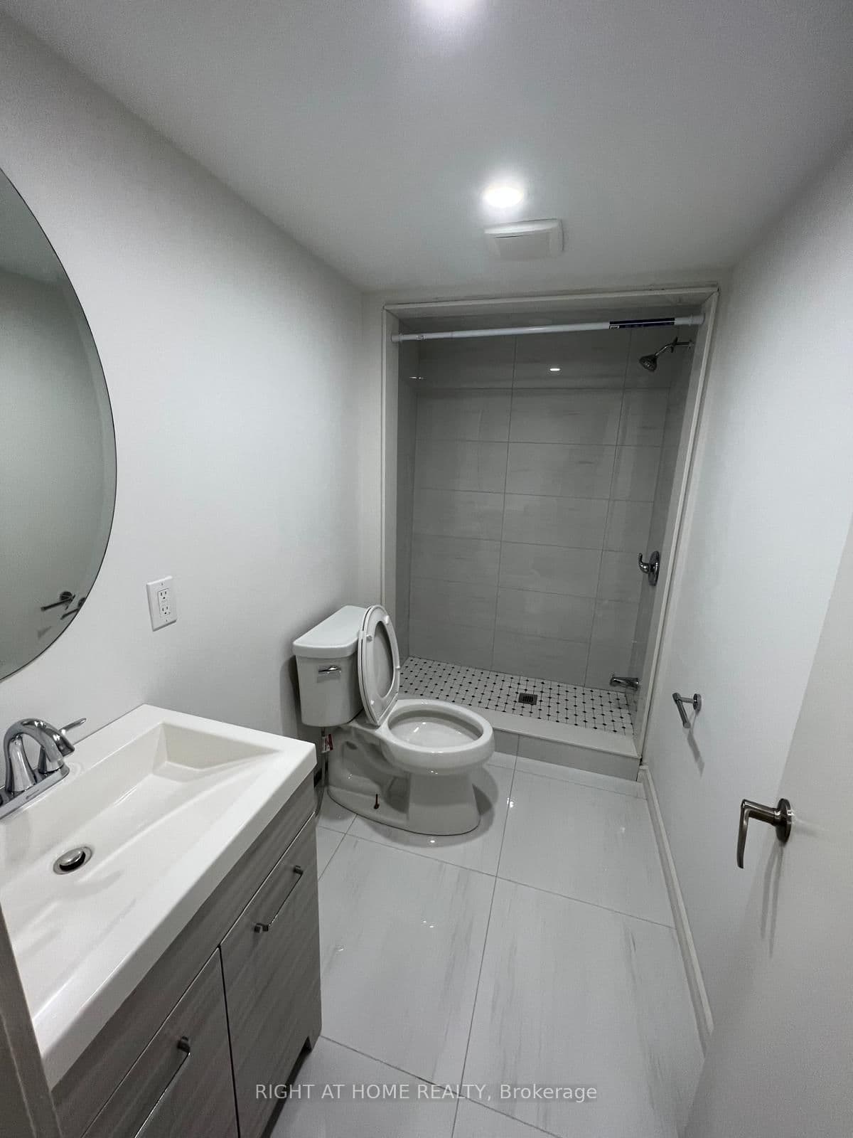 131 KILLINGTON Avenue thumbnail 37