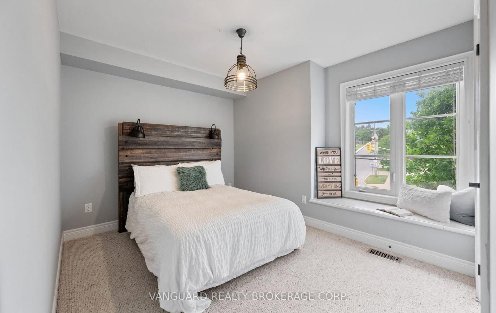 8441 Islington Avenue, Unit 3 thumbnail 32