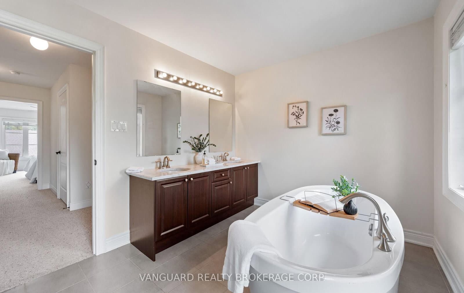 8441 Islington Avenue, Unit 3 thumbnail 41