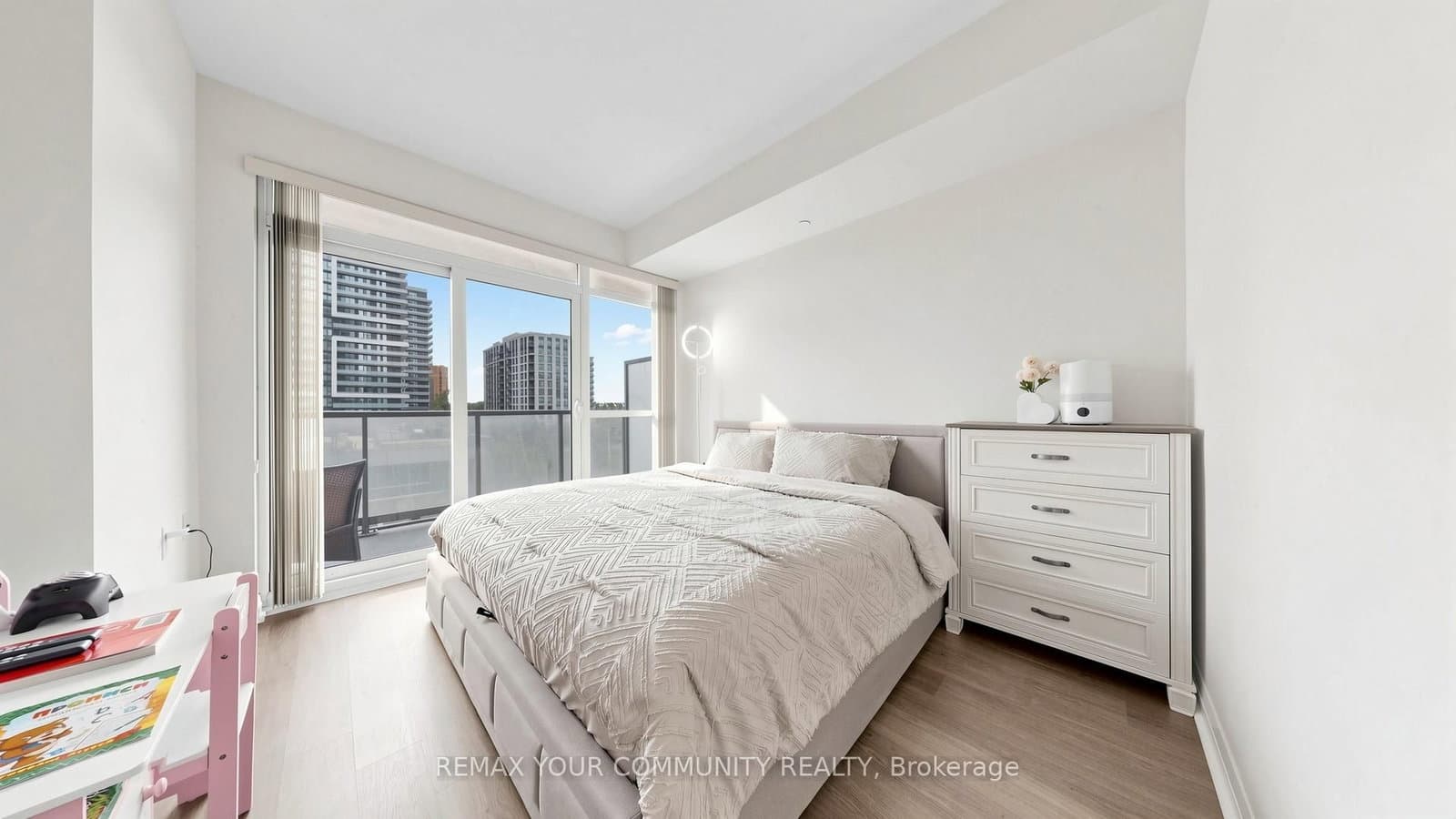 55 Oneida Crescent, Unit 408 thumbnail 11