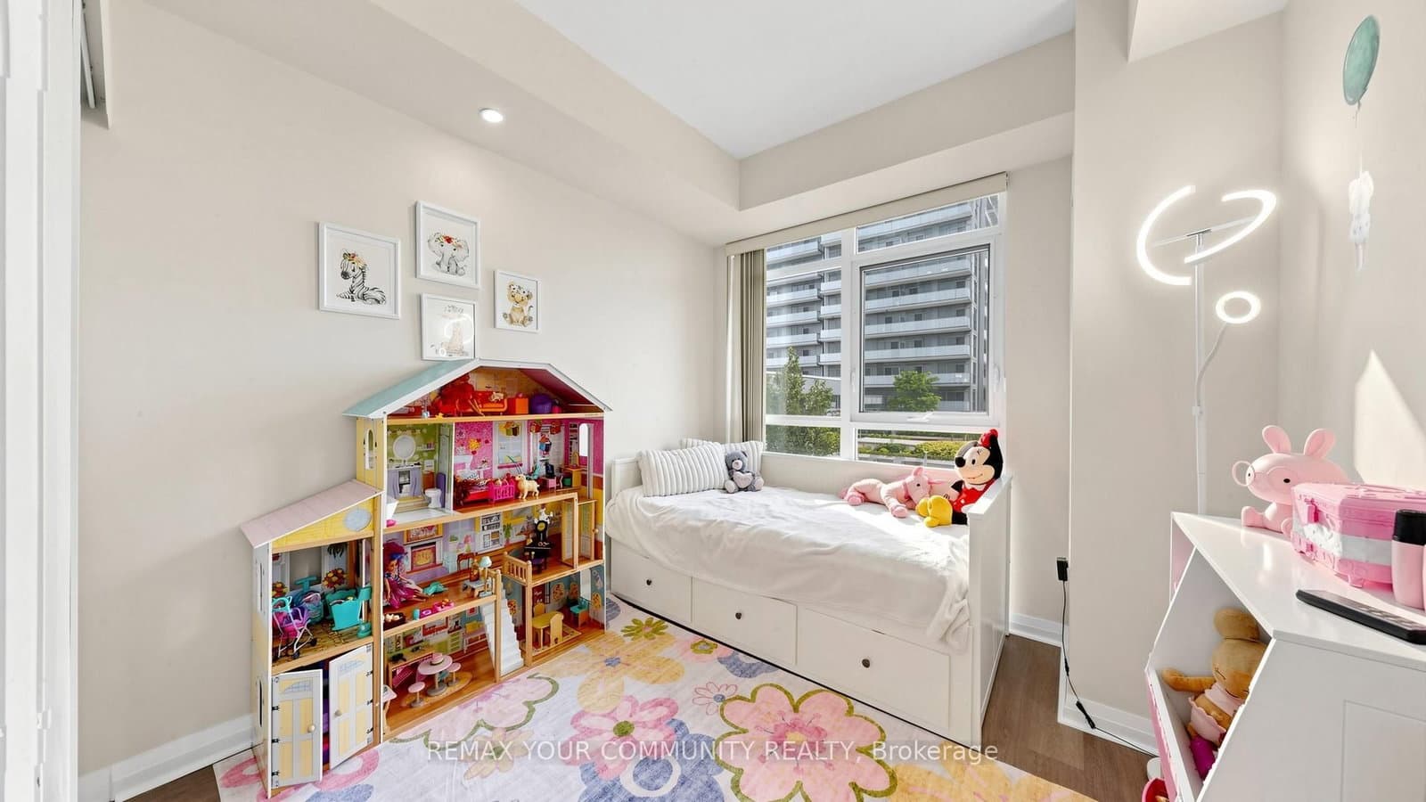 55 Oneida Crescent, Unit 408 thumbnail 15