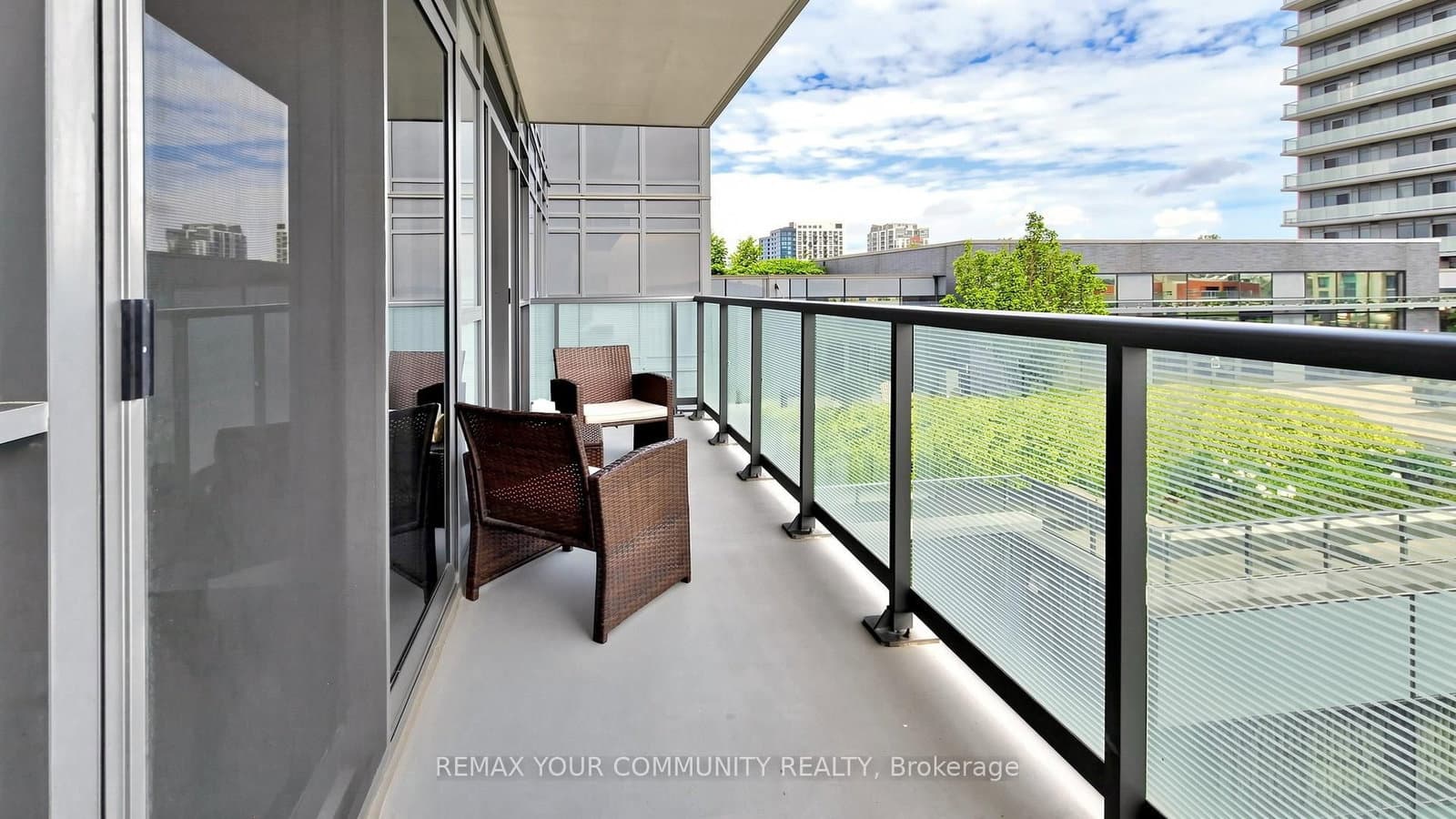 55 Oneida Crescent, Unit 408 thumbnail 25